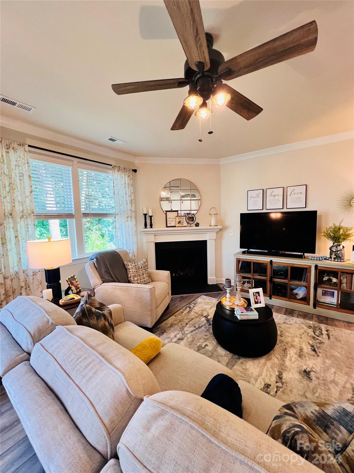Lake Crest - Residential