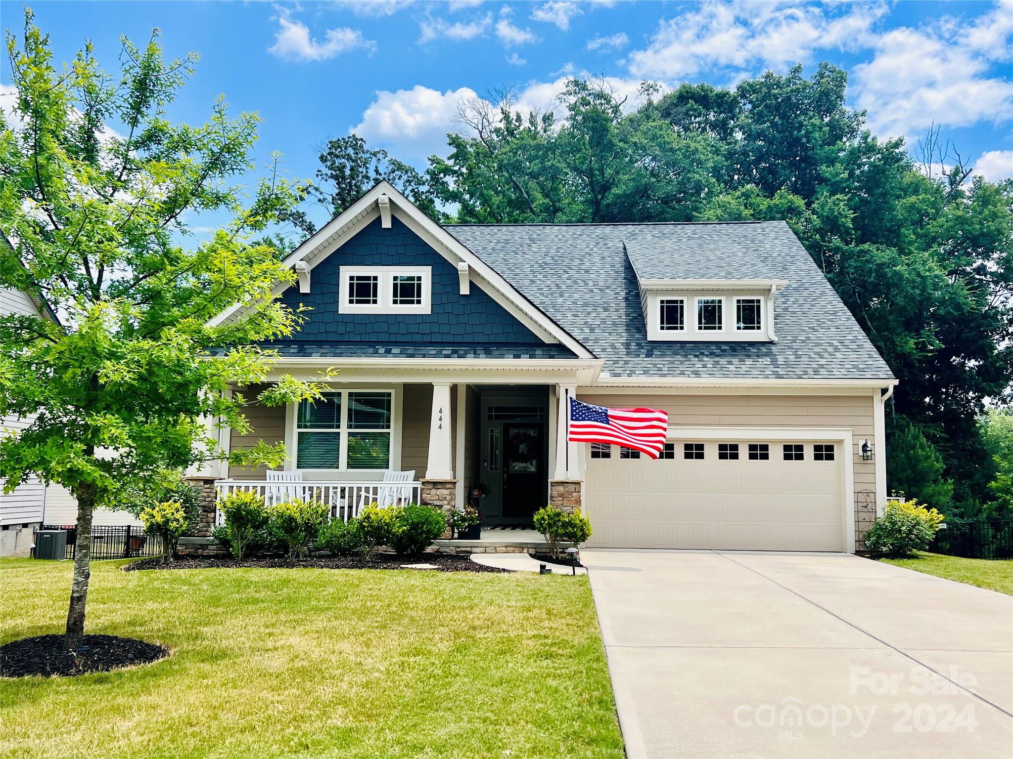 Lake Crest - Residential