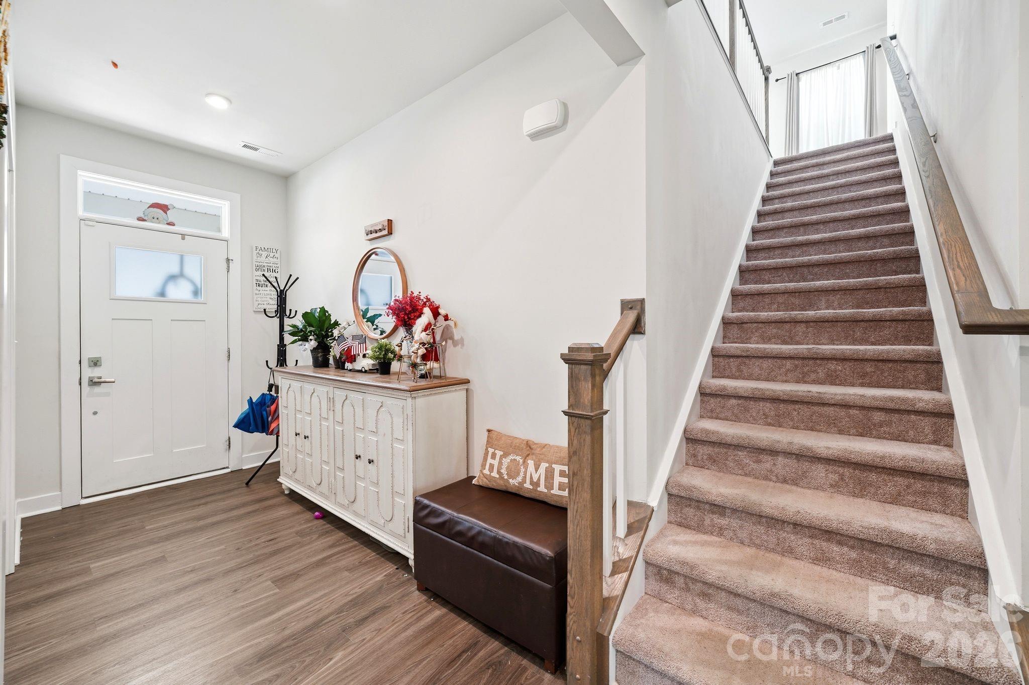 Holcomb Woods - Residential