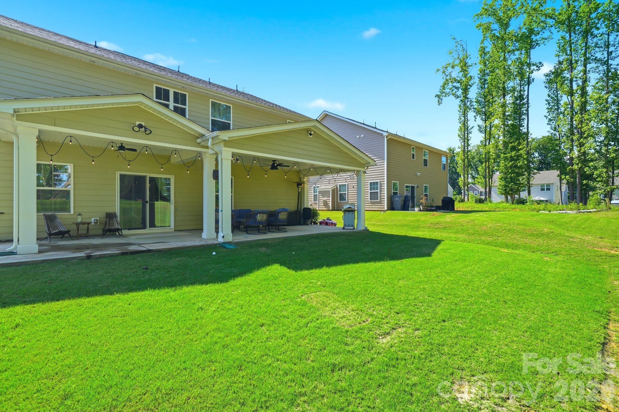 Holcomb Woods - Residential