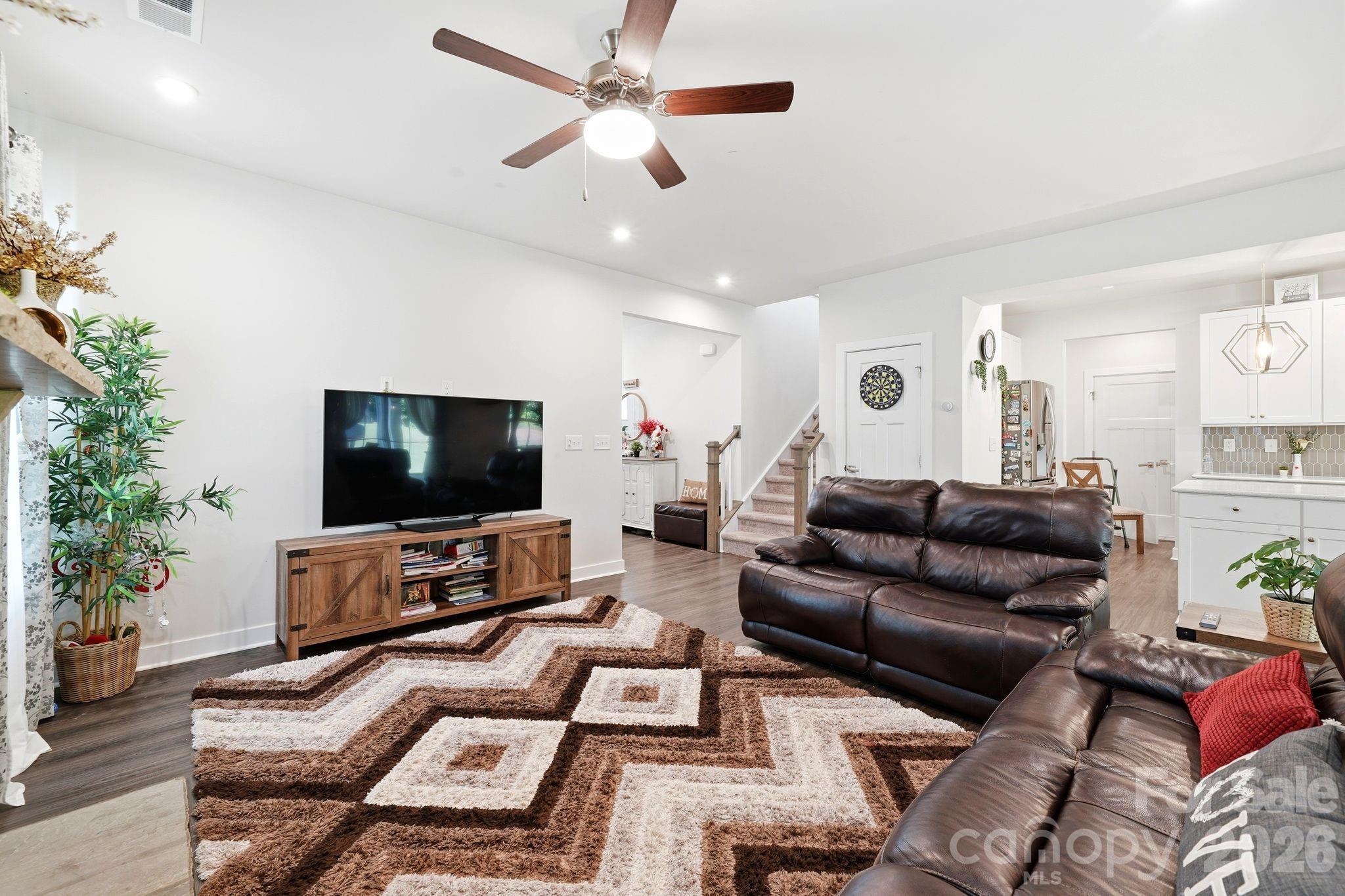 Holcomb Woods - Residential