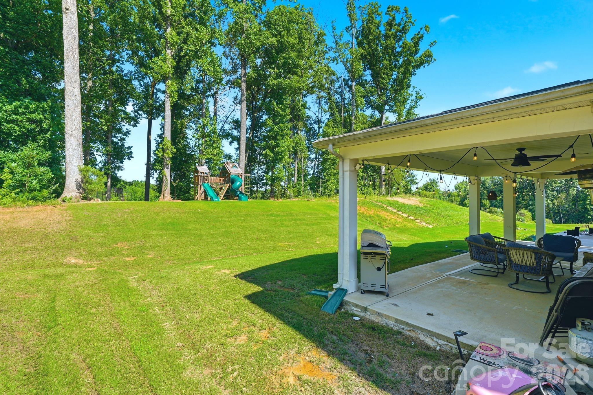 Holcomb Woods - Residential