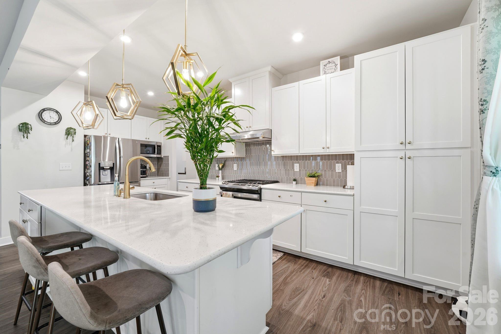 Holcomb Woods - Residential