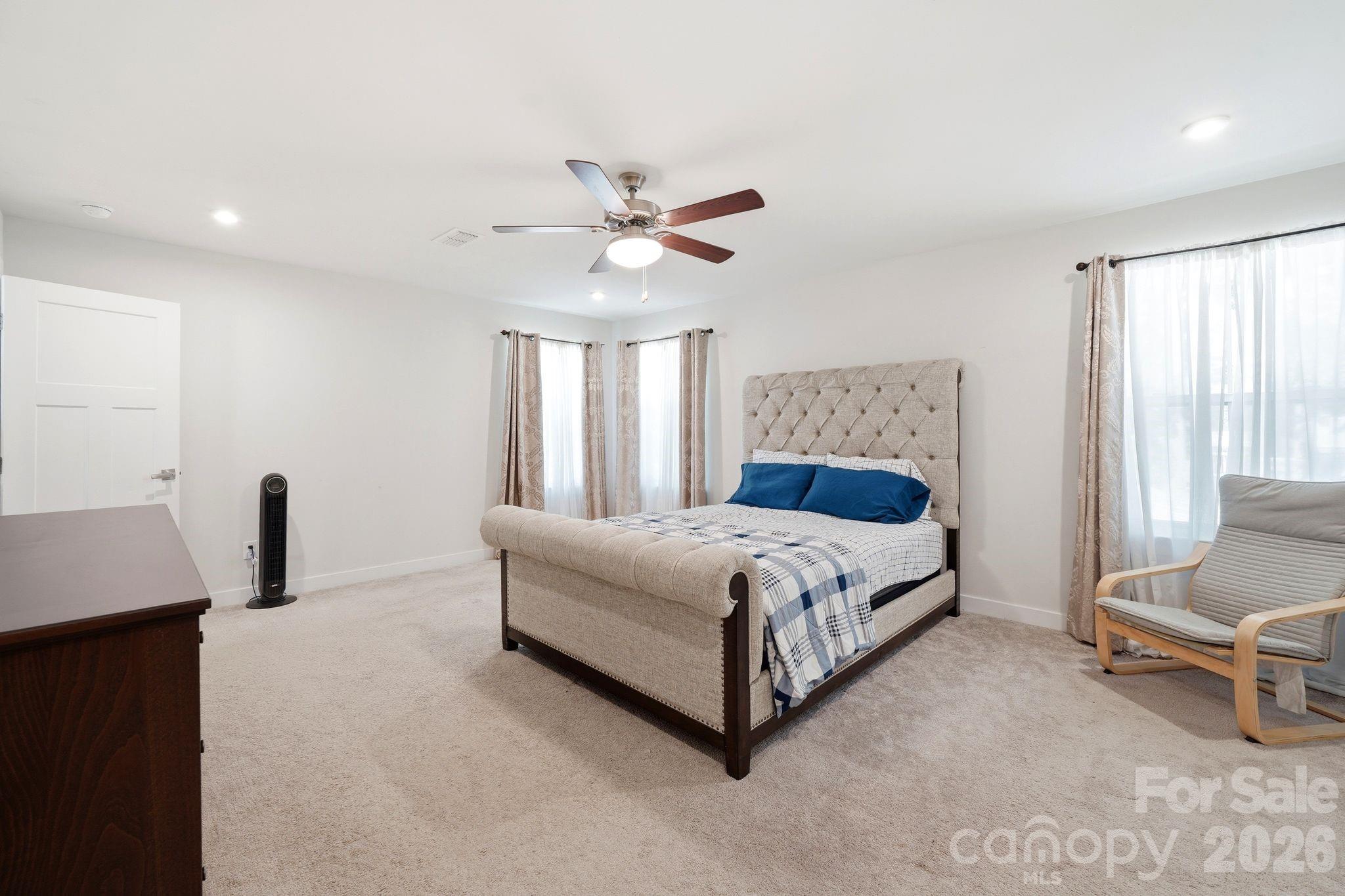 Holcomb Woods - Residential