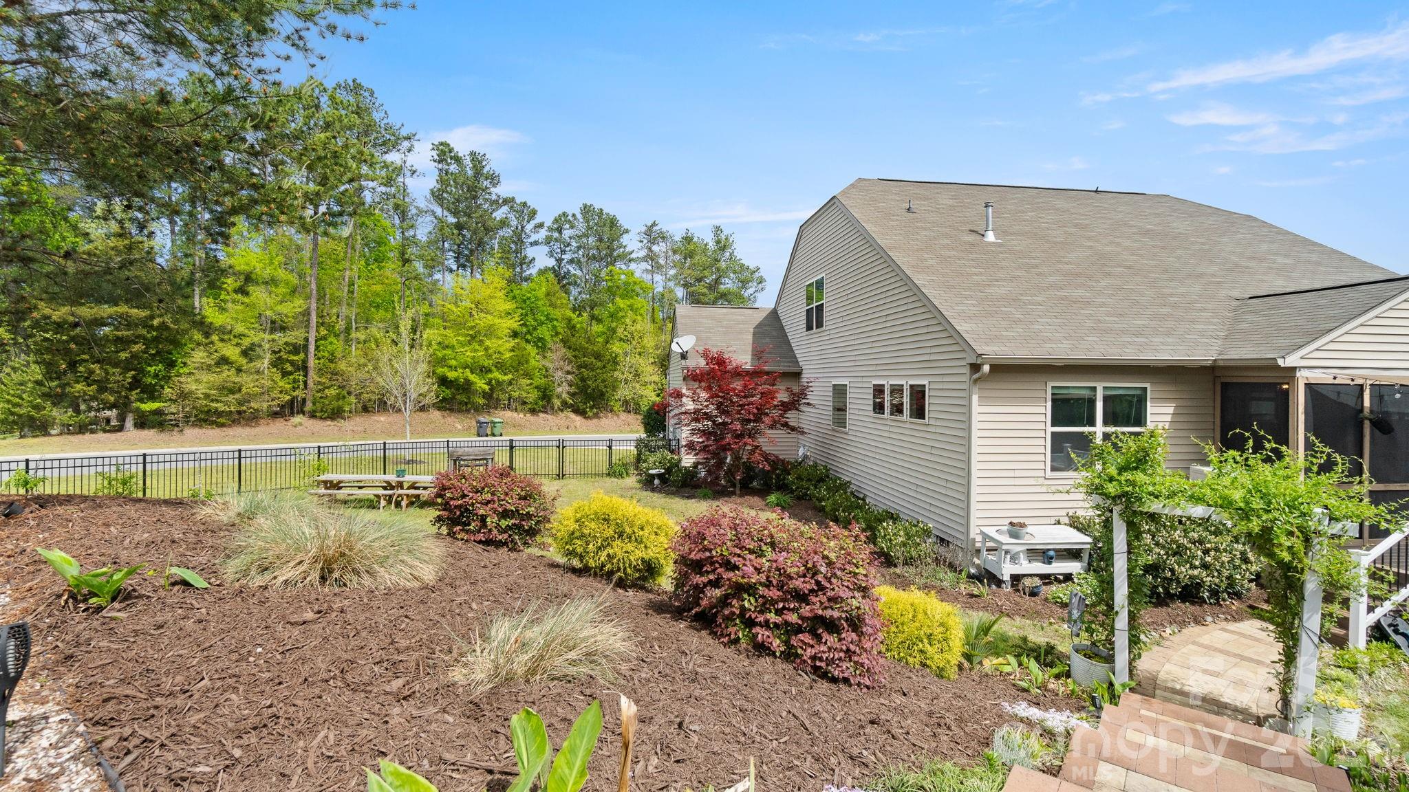 Somerset At Autumn Cove - Residential