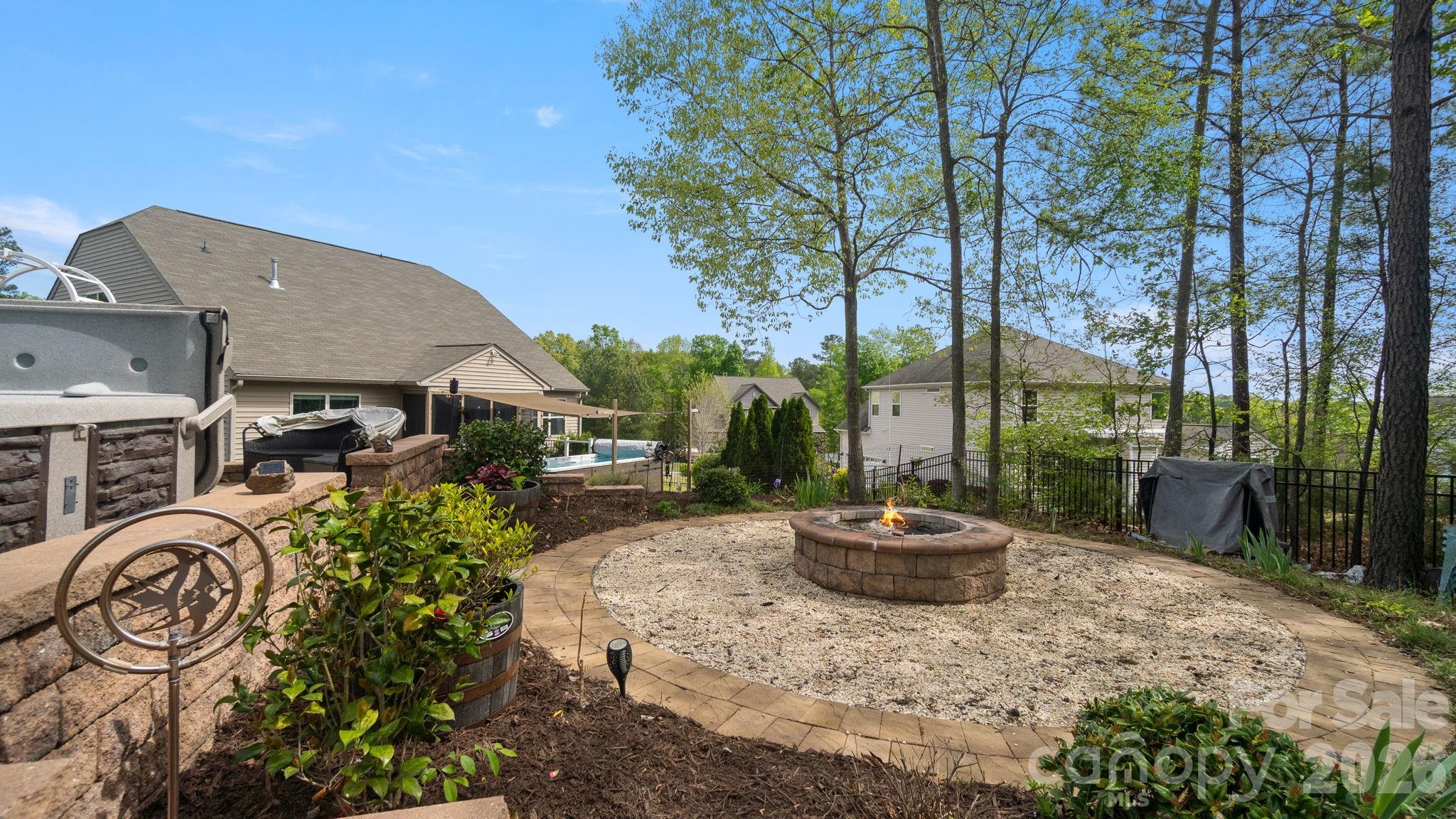 Somerset At Autumn Cove - Residential