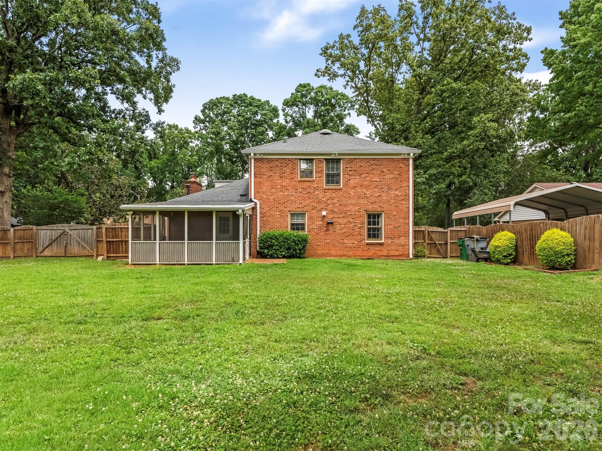 McClintock Woods - Residential