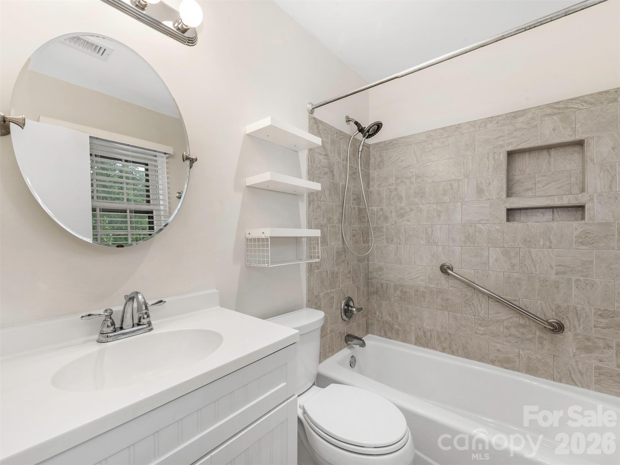 McClintock Woods - Residential