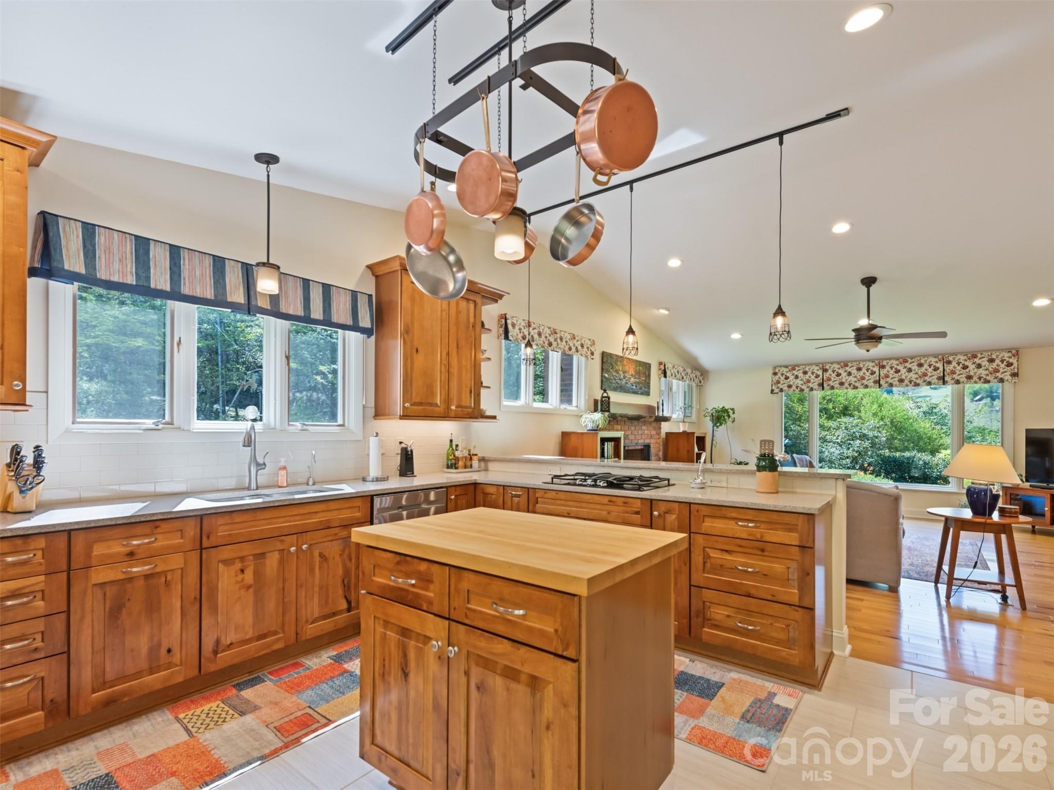 Maggie Valley Country Club Est - Residential