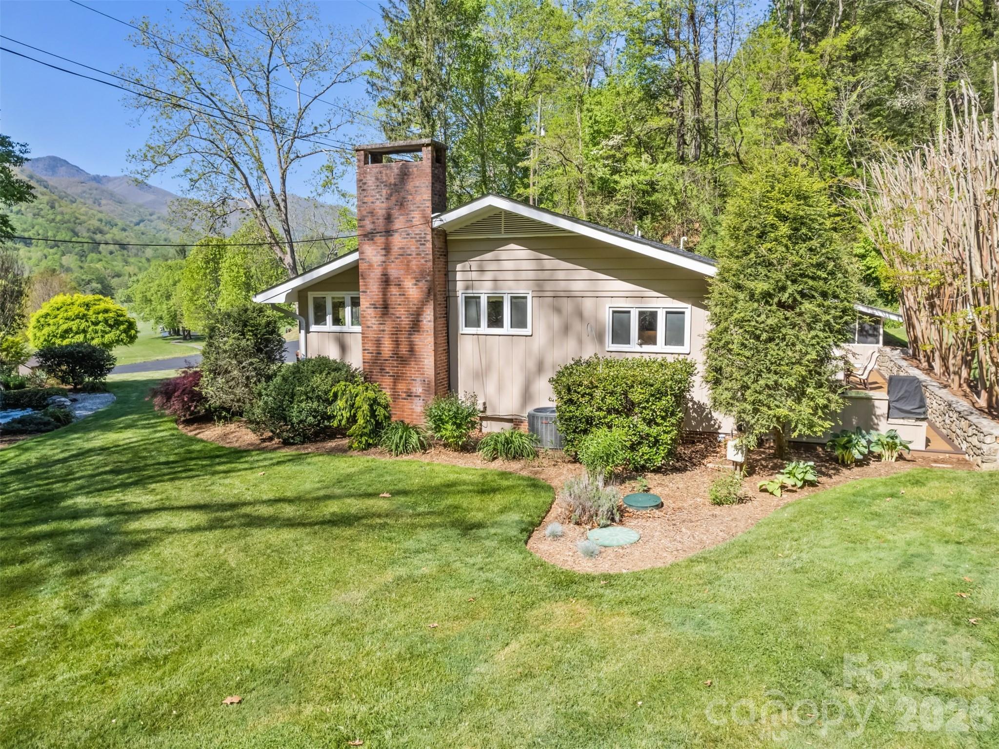 Maggie Valley Country Club Est - Residential