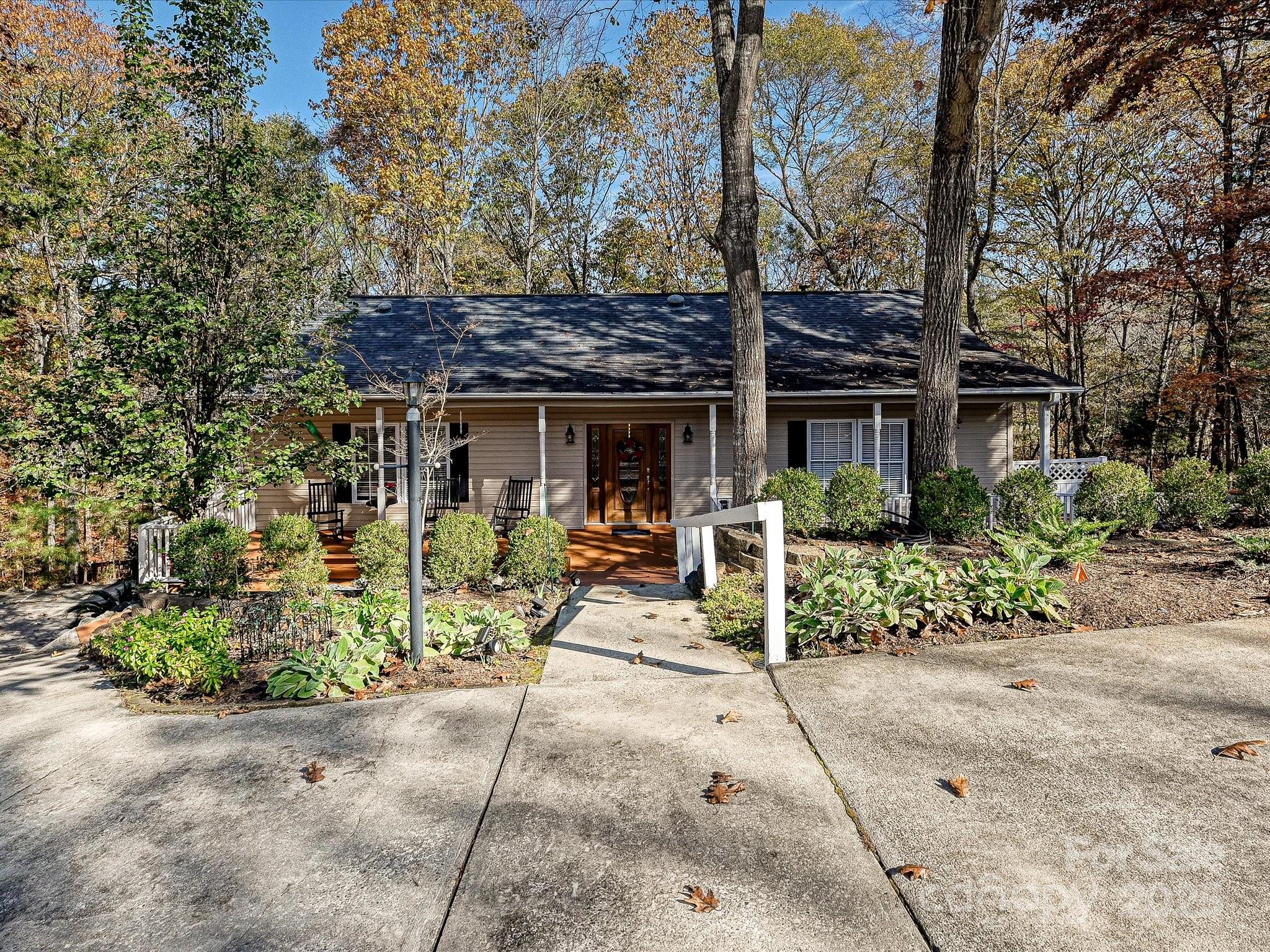 Tega Cay - Residential
