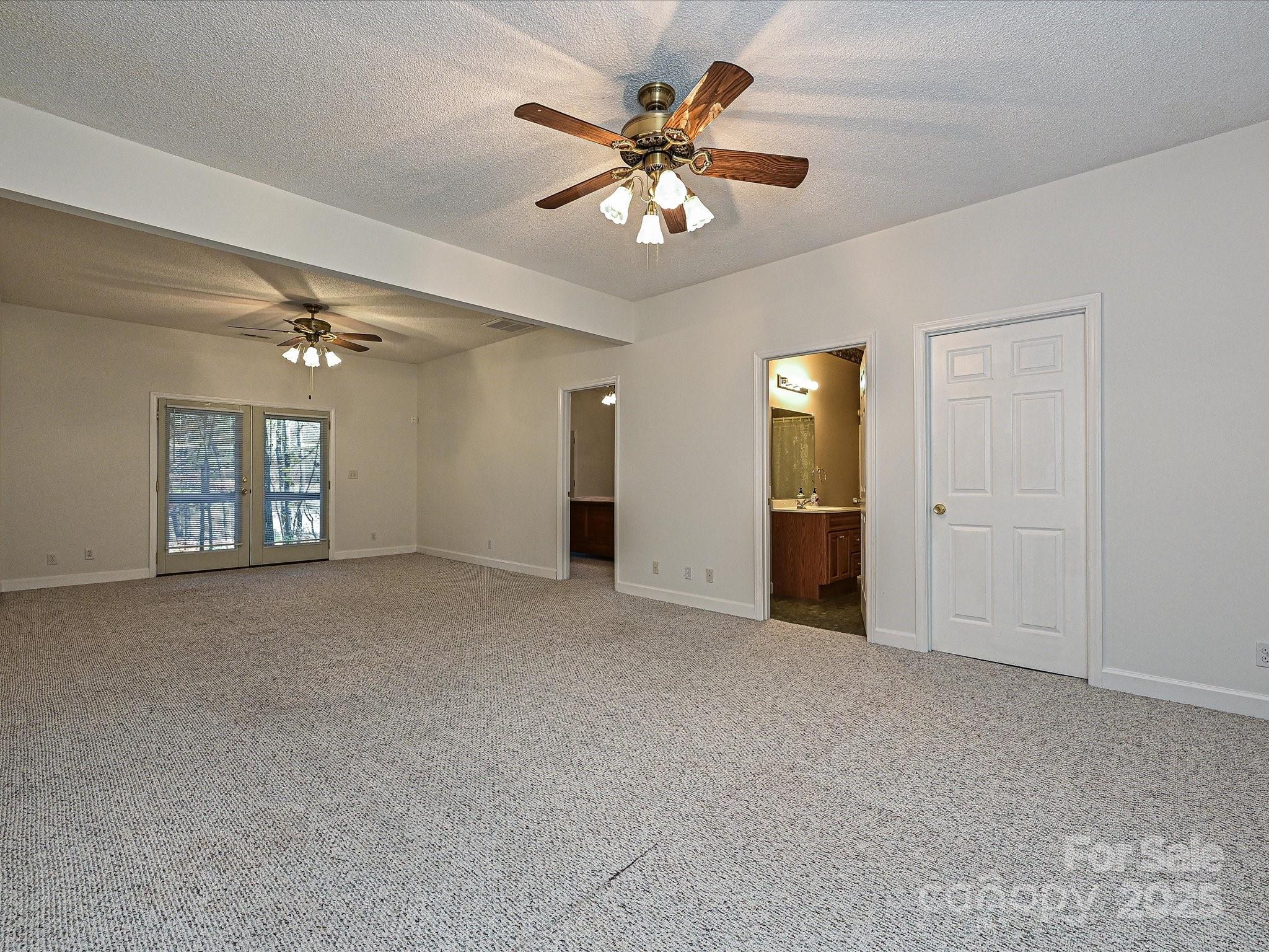 Tega Cay - Residential
