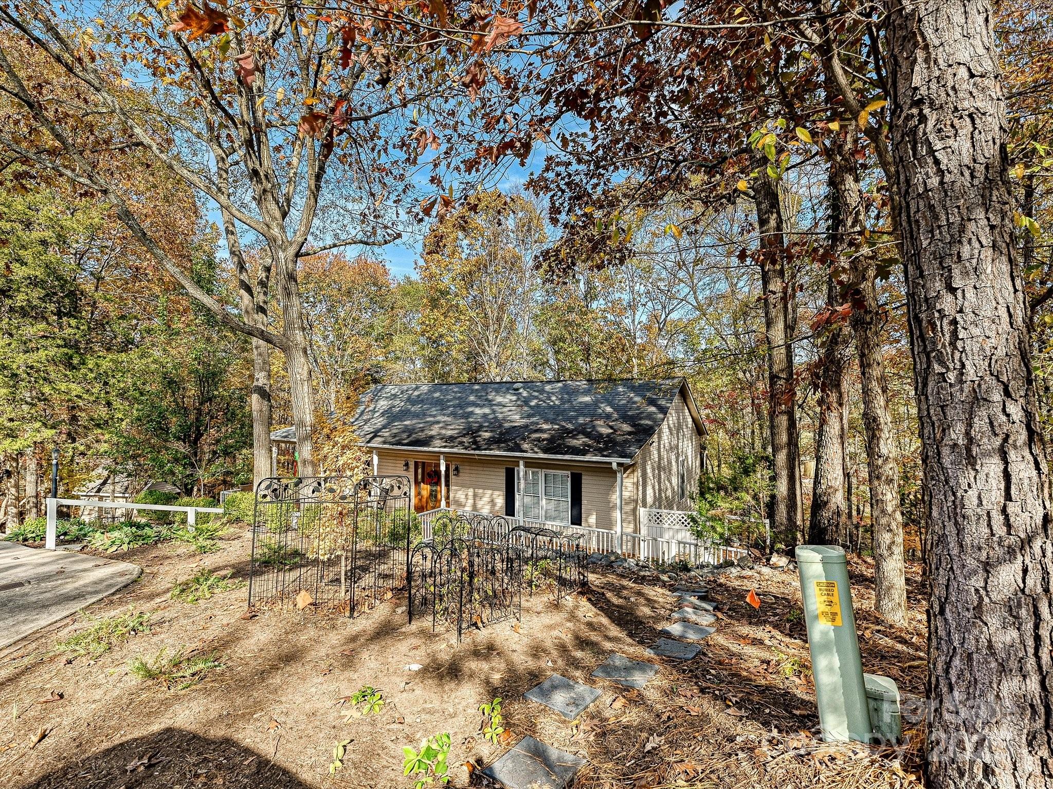 Tega Cay - Residential