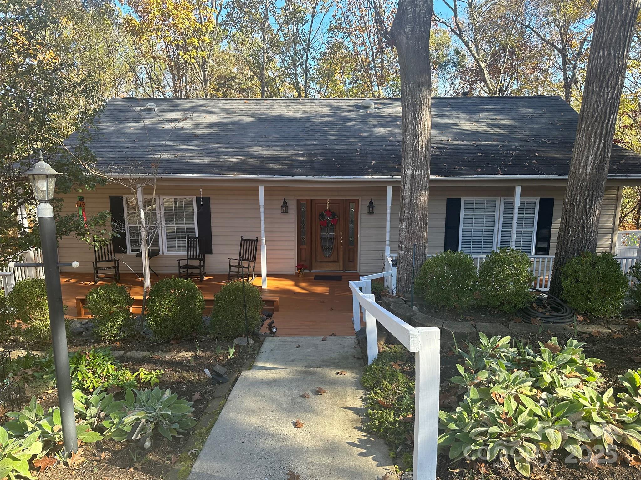 Tega Cay - Residential