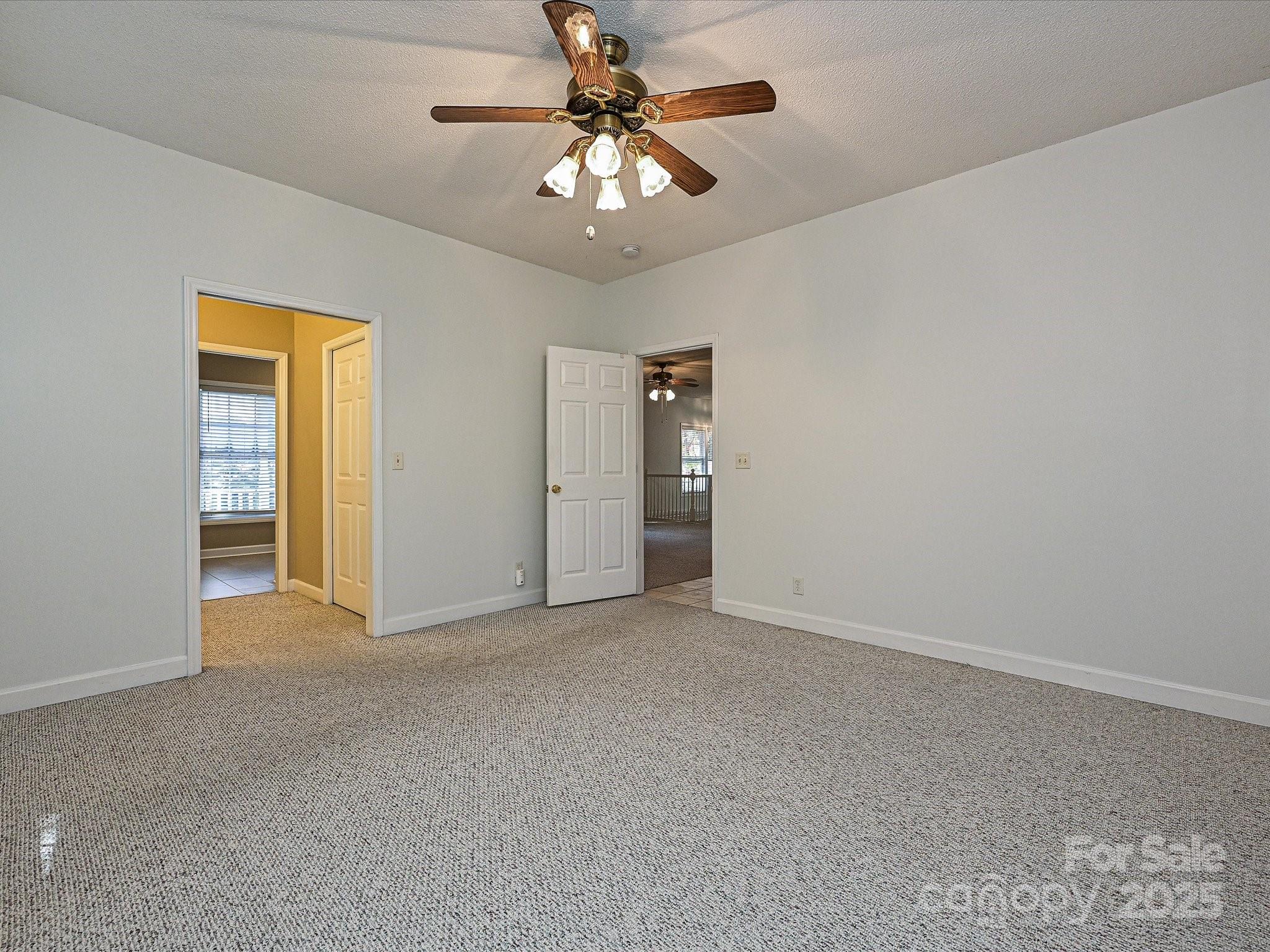 Tega Cay - Residential