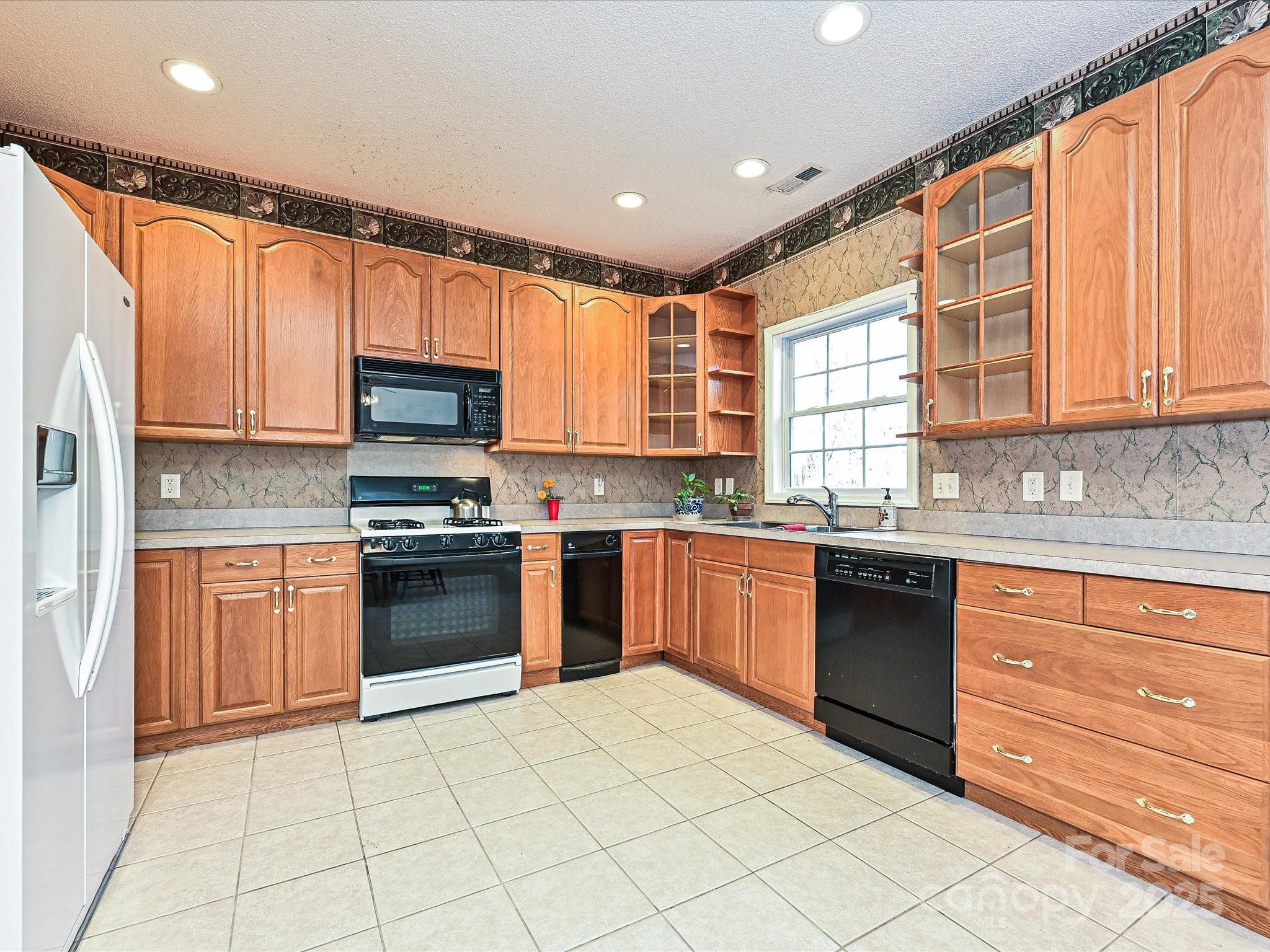 Tega Cay - Residential