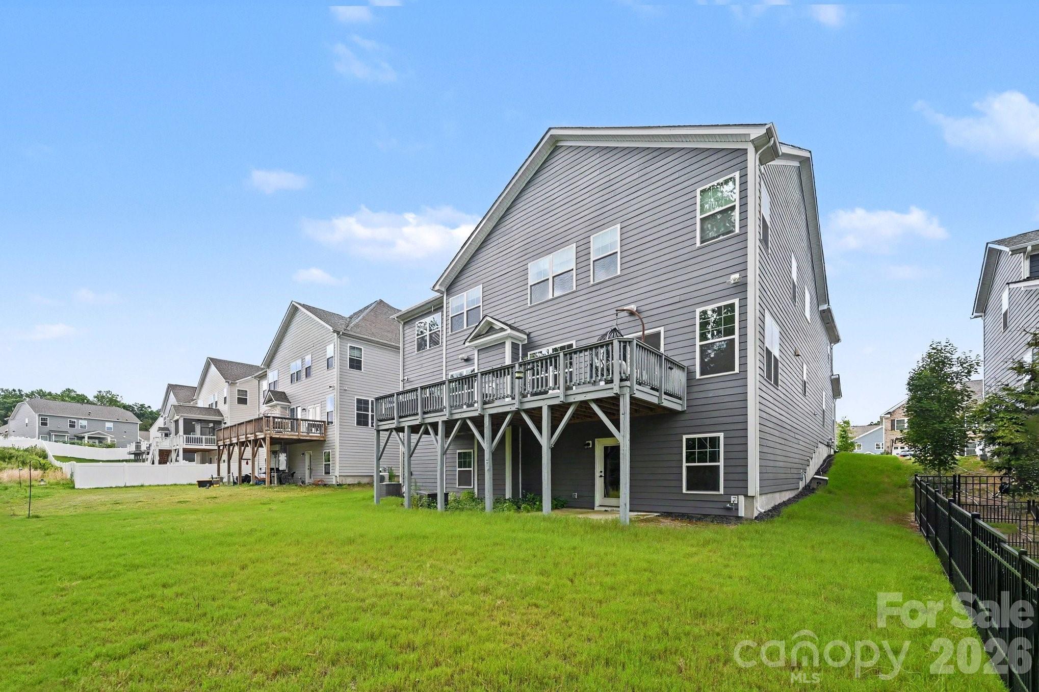 Summers Walk - Residential