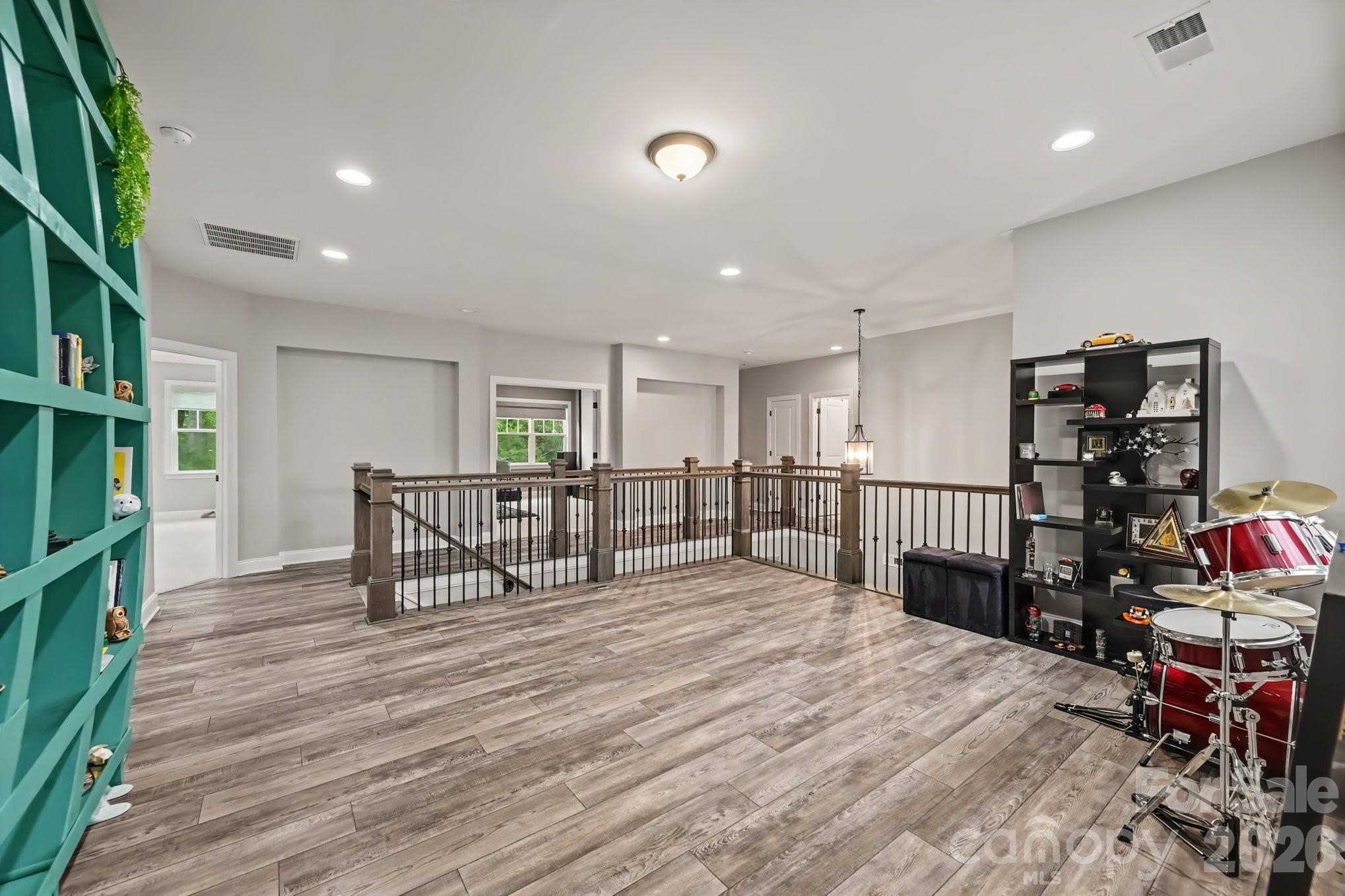 Summers Walk - Residential