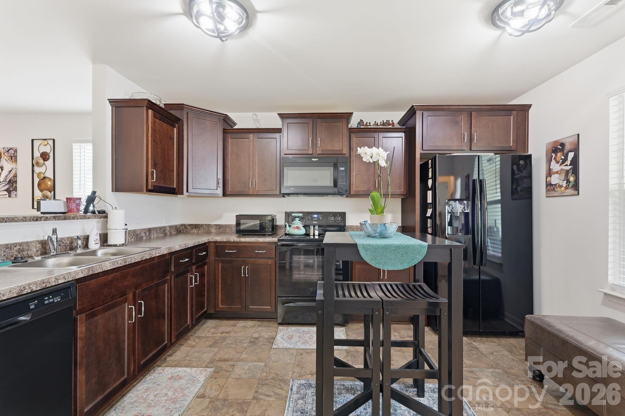 The Oaks Of Landis - Residential