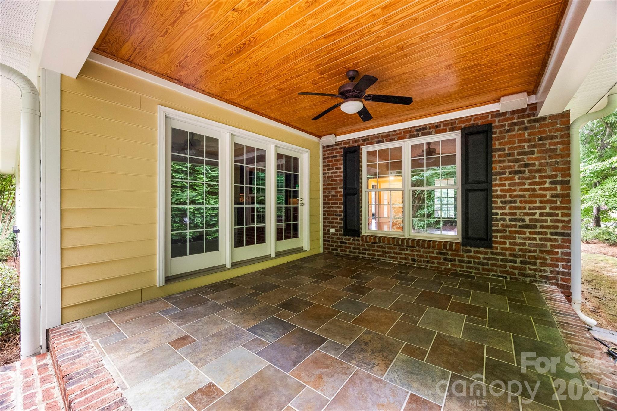 Deerwood Park - Residential