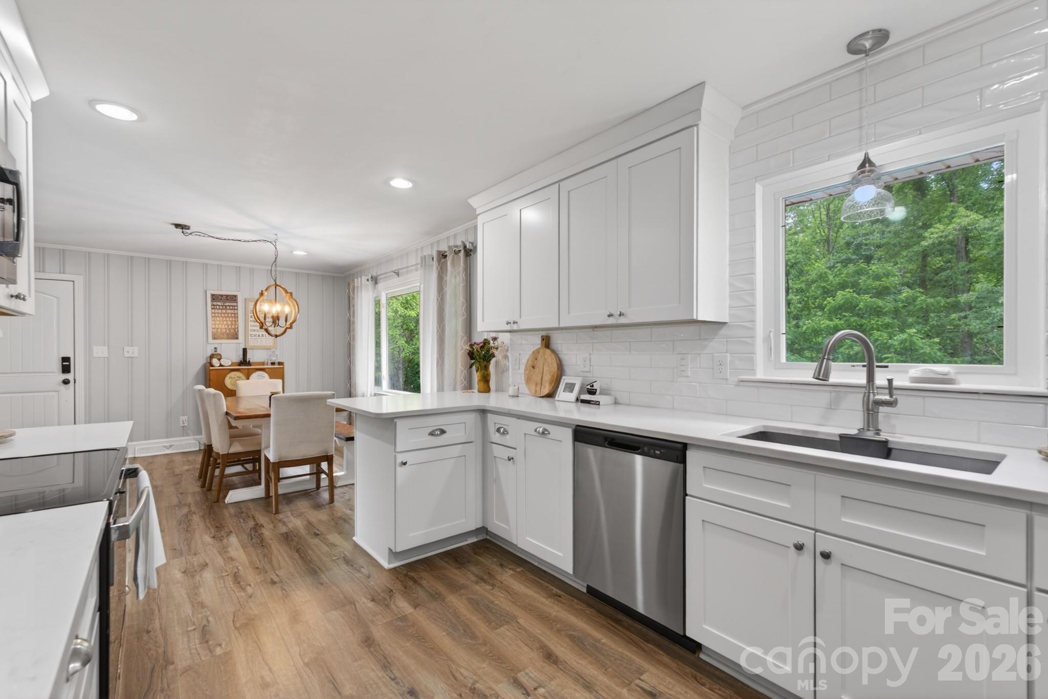 Houser Pines - Residential