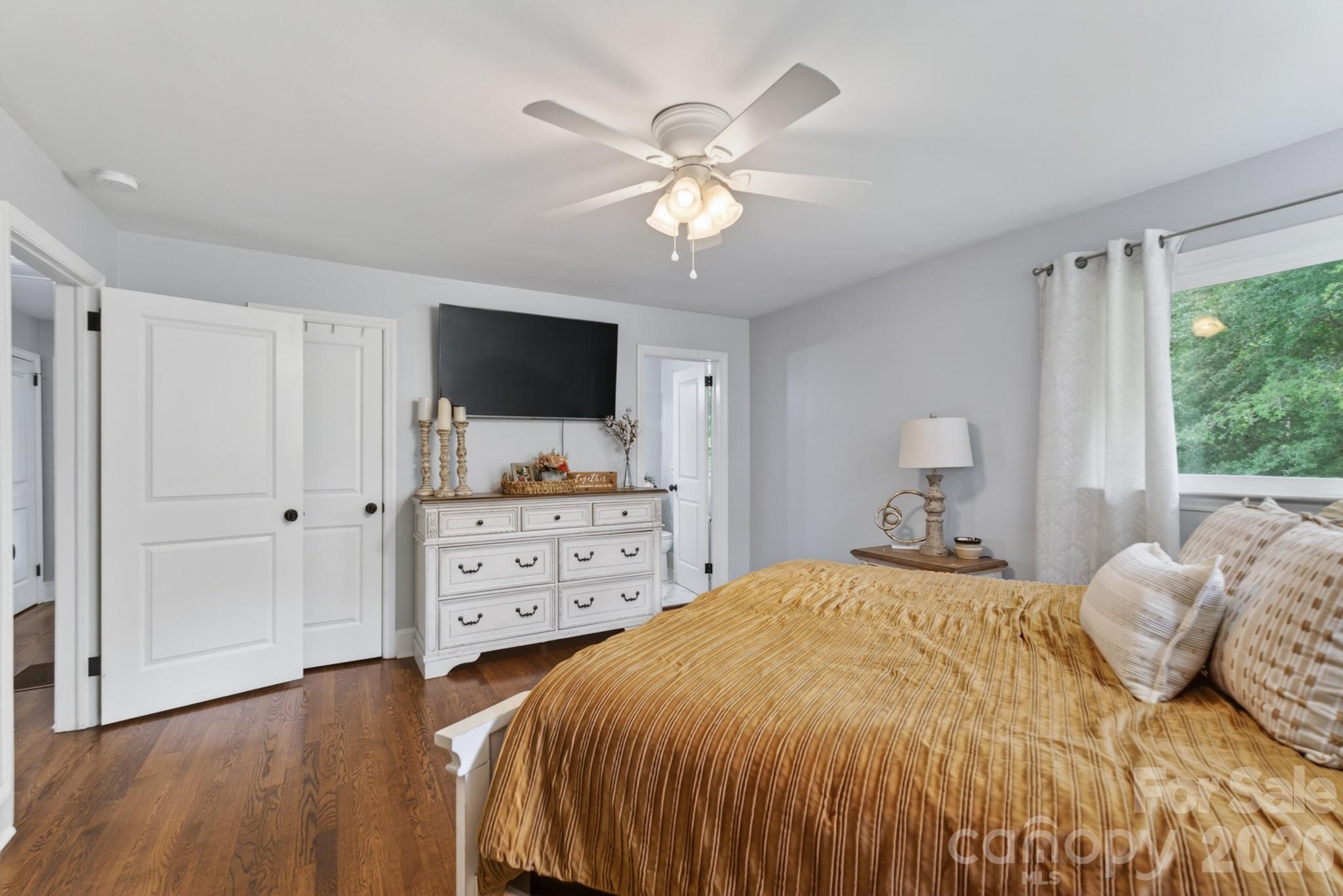 Houser Pines - Residential