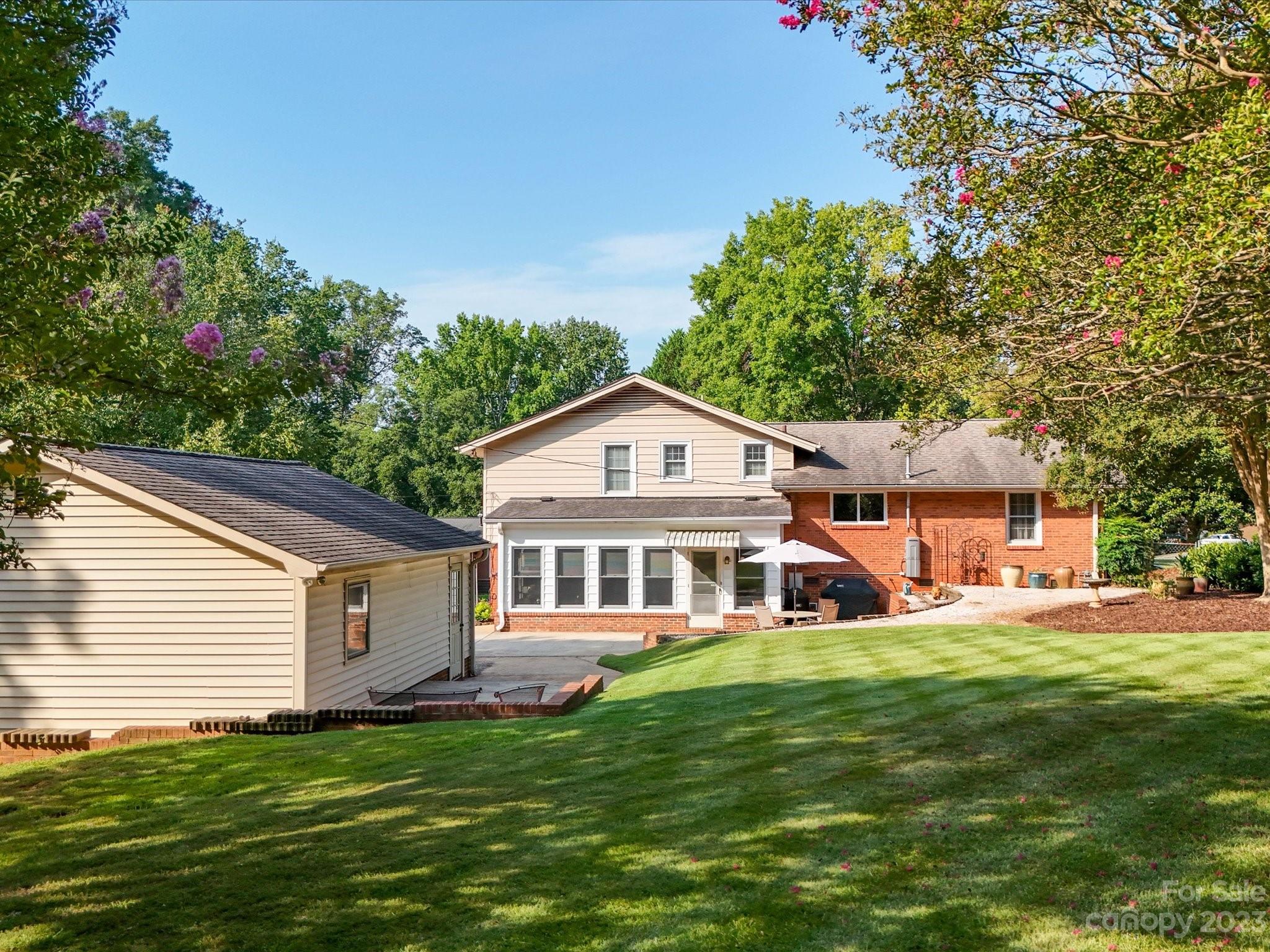 Ashbrook - Residential