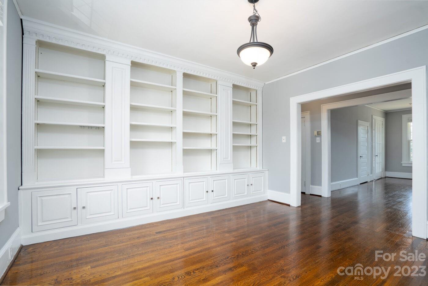 Spacious Myers Park Condo, 2BR plus flex space/office. Oversized living areas with plenty of room to work from home. Walk to nearby shops and restaurants. Close to hospitals or easy commute to Uptown, South End and Midwood. Community features large greenspace and private pool. Colonial Park with tennis courts located right across the street. Fresh paint throughout. Updated kitchen with new cabinets, granite counters, subway tile backsplash and LVL flooring. Gleaming hardwood floors in living areas. Updated energy efficient windows. Includes all appliances. Plenty of parking. Agent has financial interest in the property. Owner/Agent intends to do a 1031 Exchange in accordance with IRS/IRC guidelines. No additional expense to buyer. Sellers right under this agreement may be assigned to a qualified intermediary. No short term rentals.