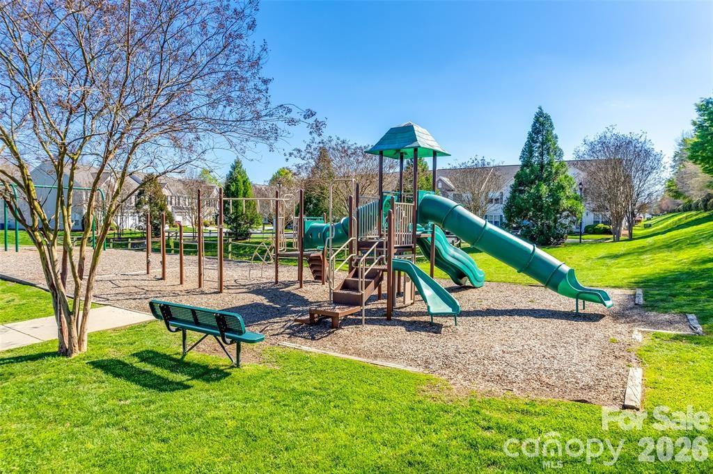 Autumn Cove At Lake Wylie - Residential