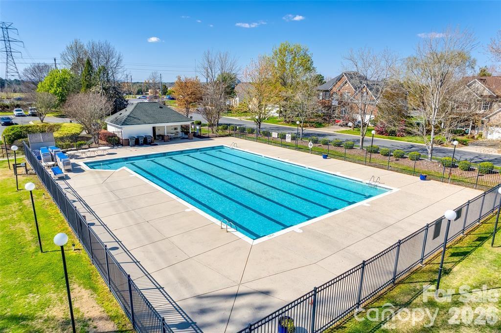 Autumn Cove At Lake Wylie - Residential