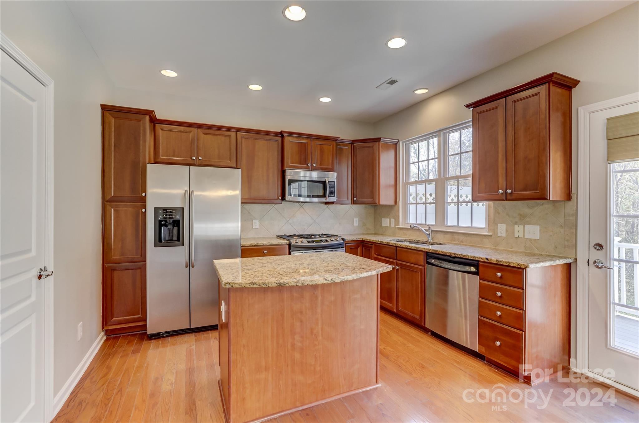 Baxter Village - Residential Lease