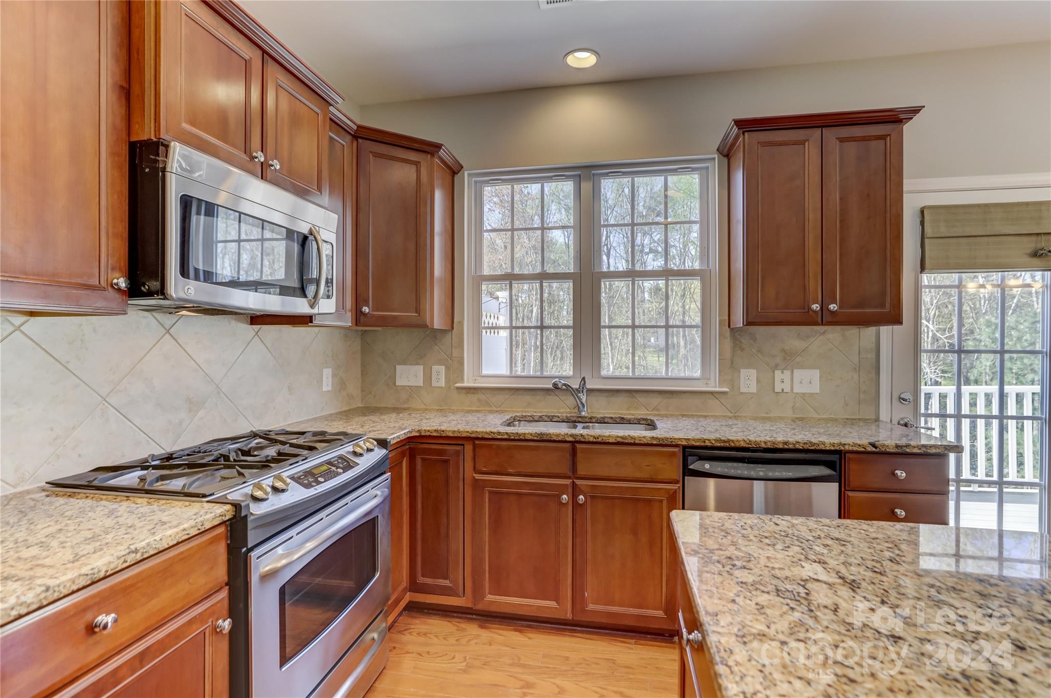 Baxter Village - Residential Lease