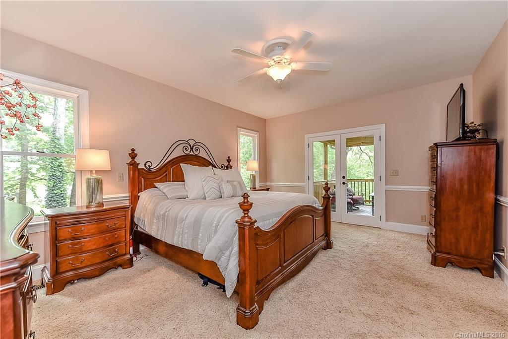 Beacon Knoll - Residential