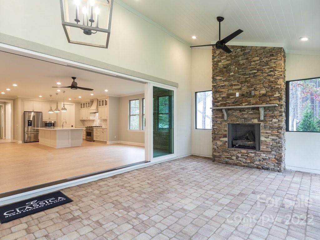 Riverchase Estates - Residential