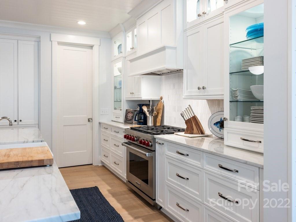 Riverchase Estates - Residential