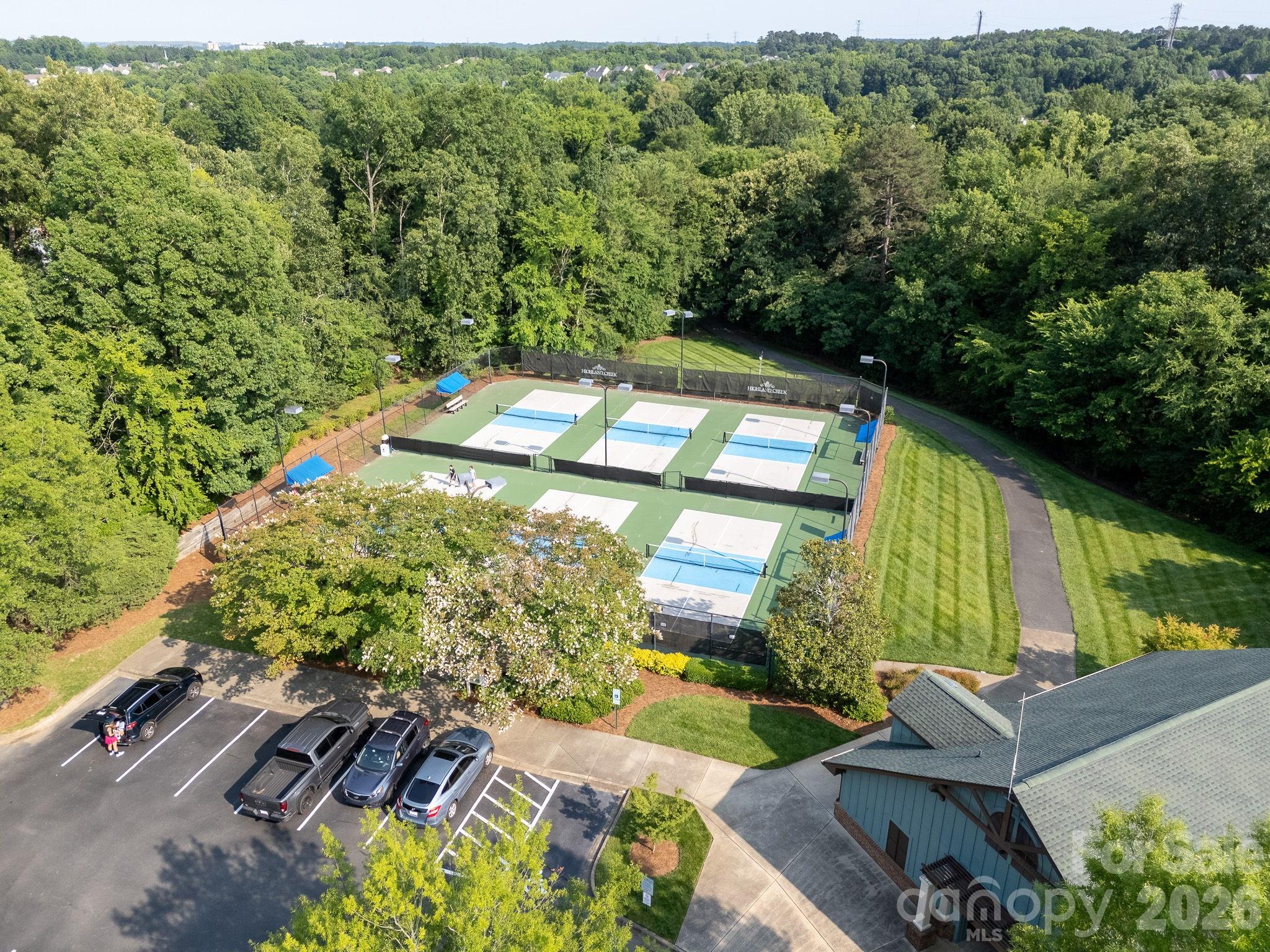 Highland Creek - Residential