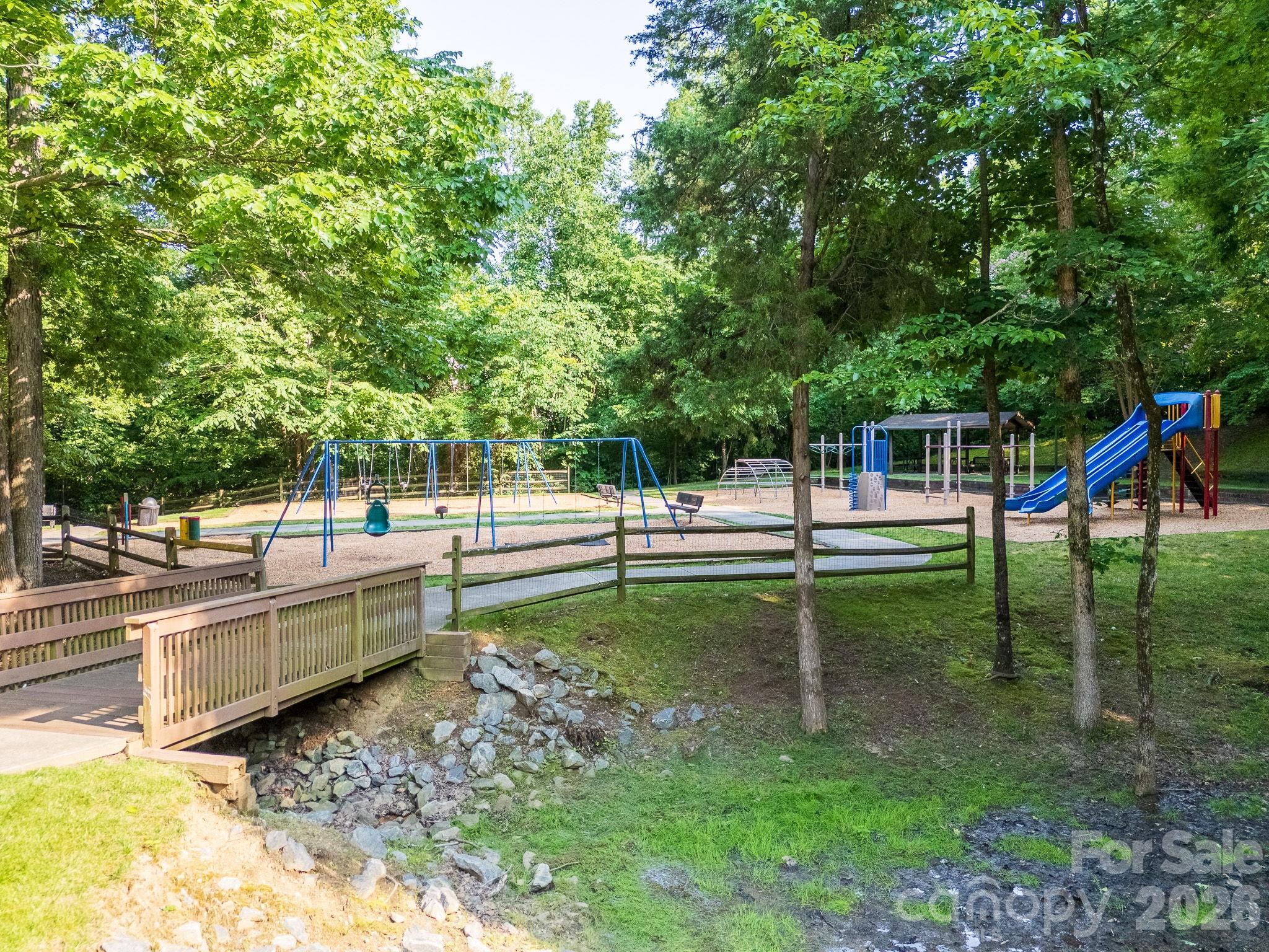 Highland Creek - Residential