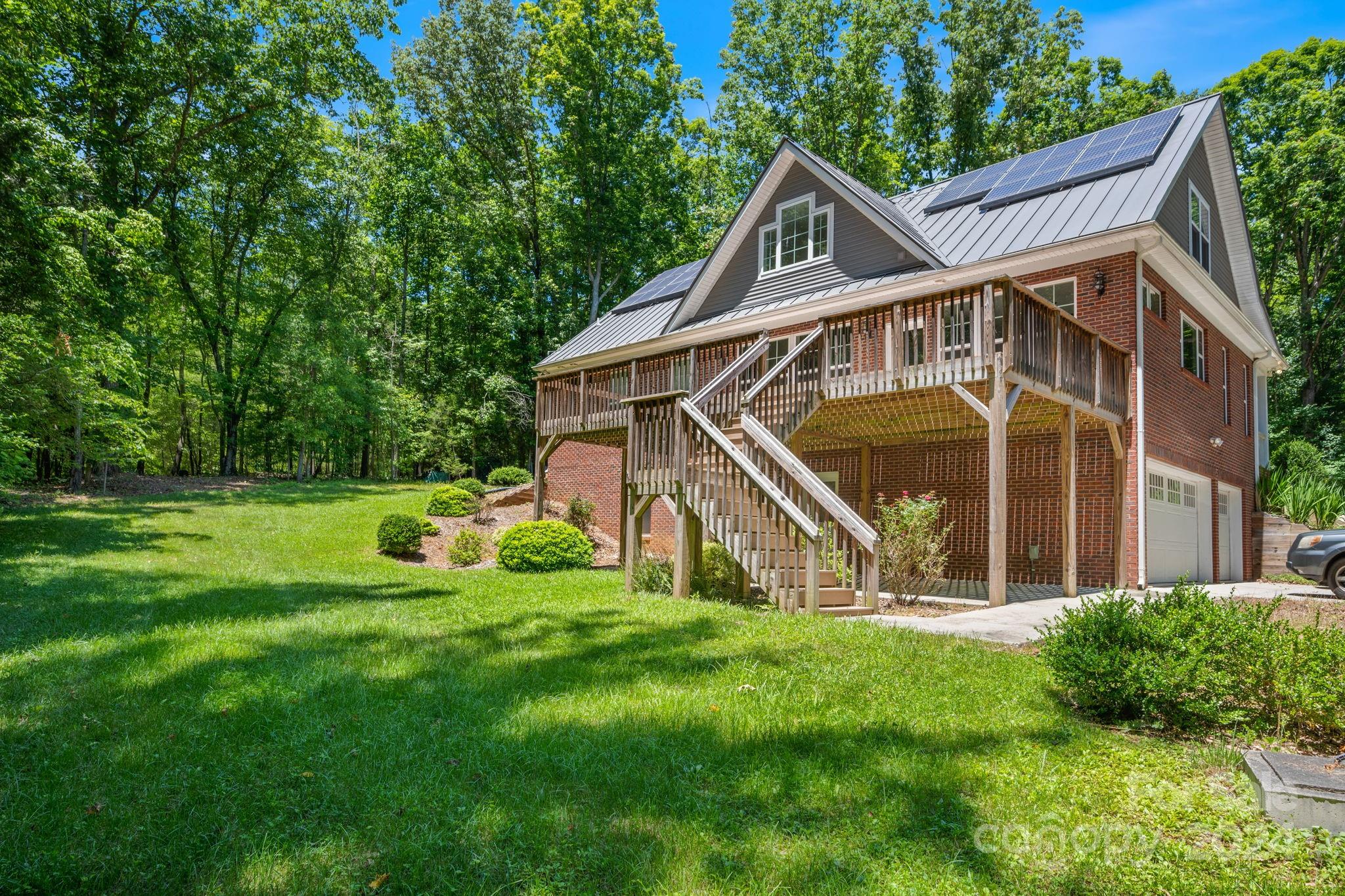Quiet Creek - Residential