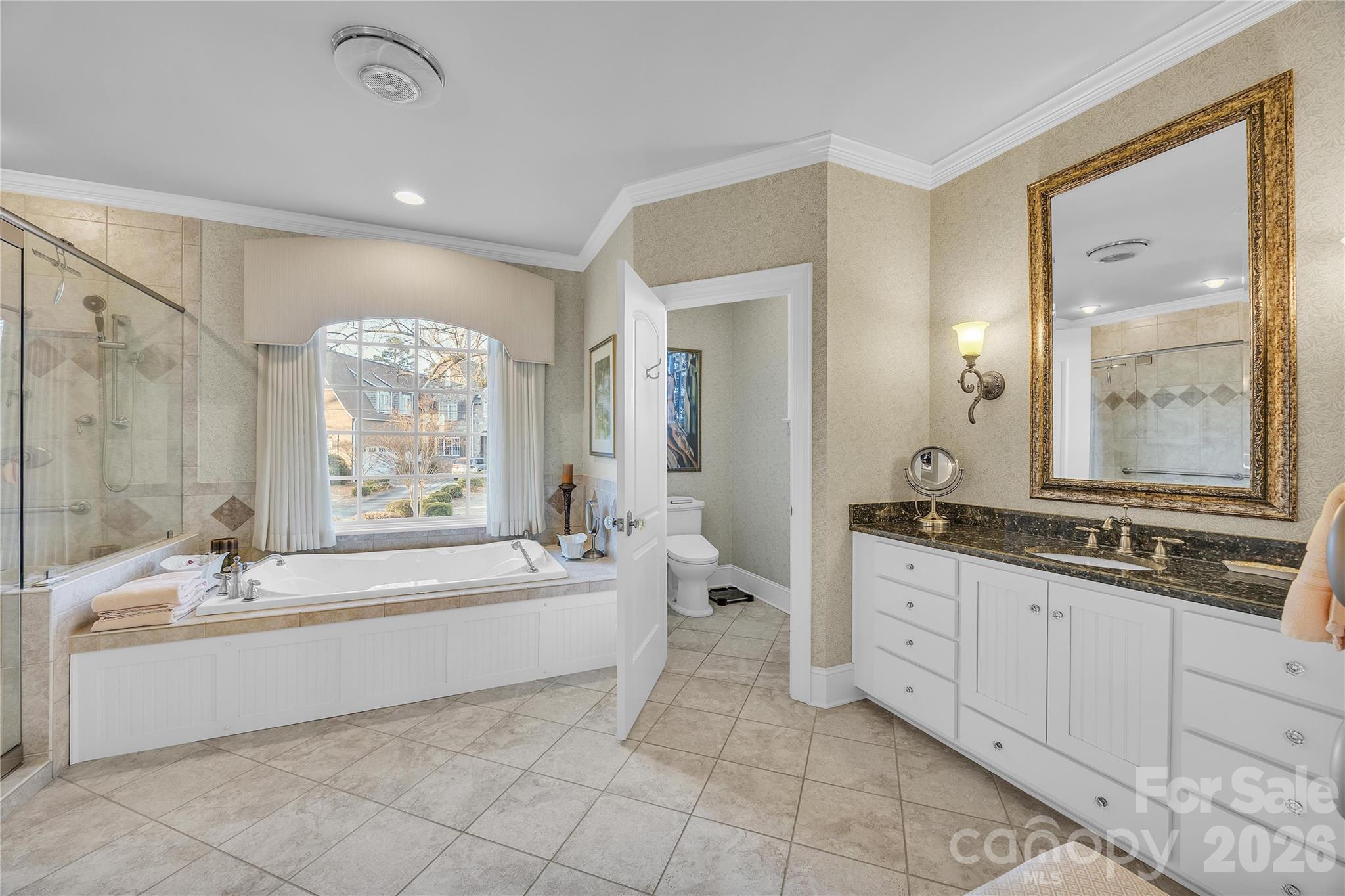 Country Club - Residential