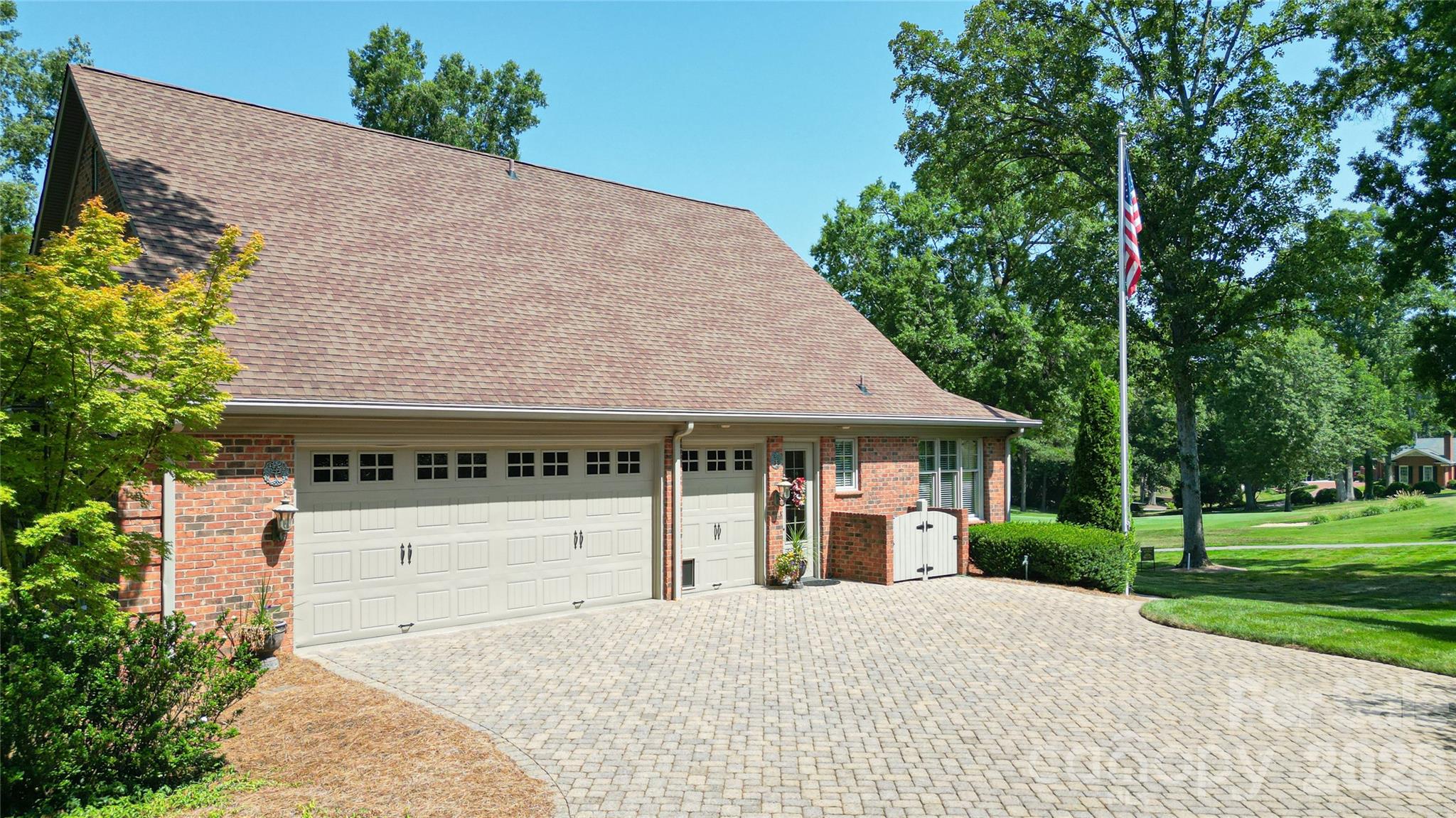Country Club - Residential
