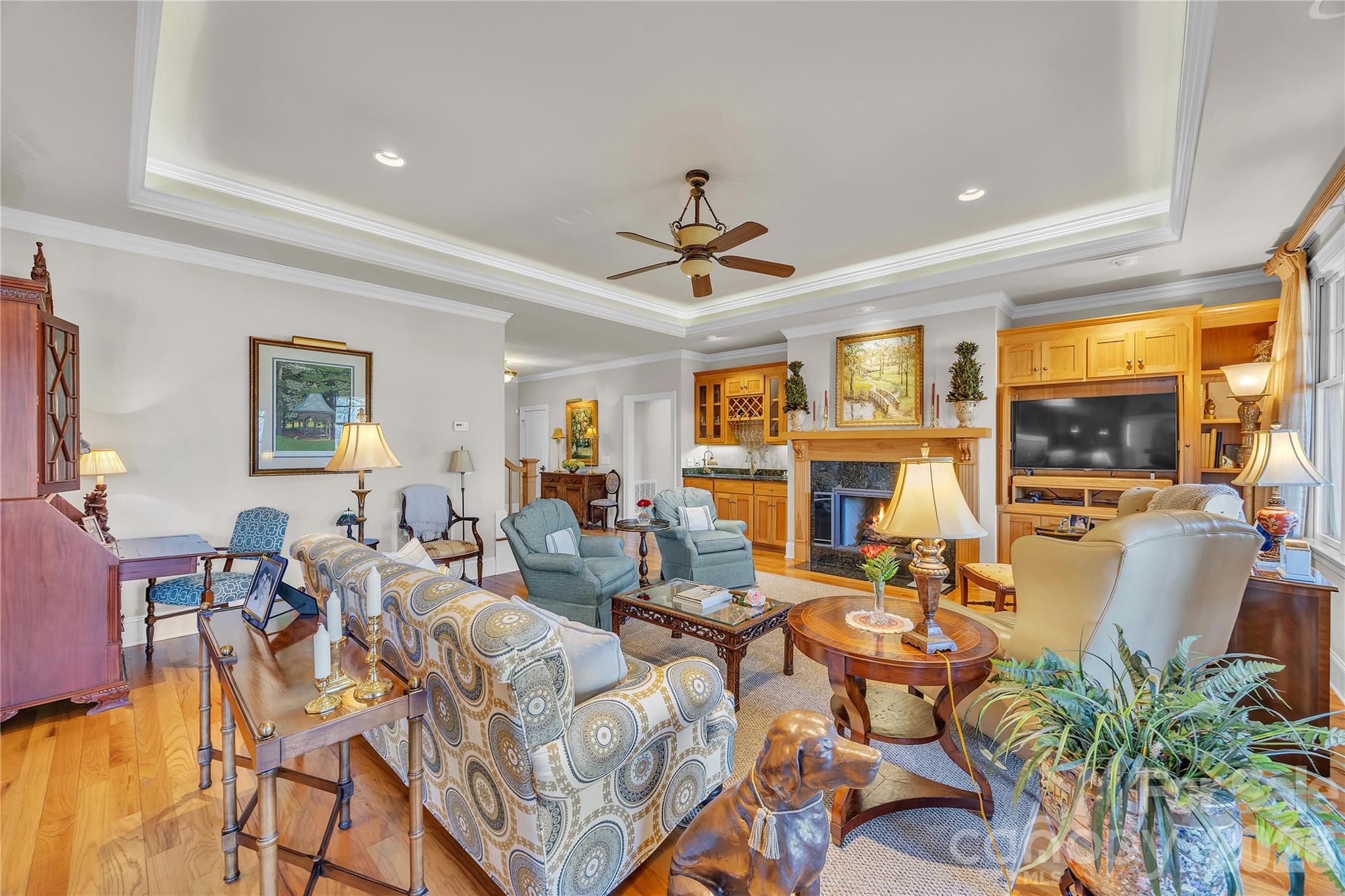Country Club - Residential