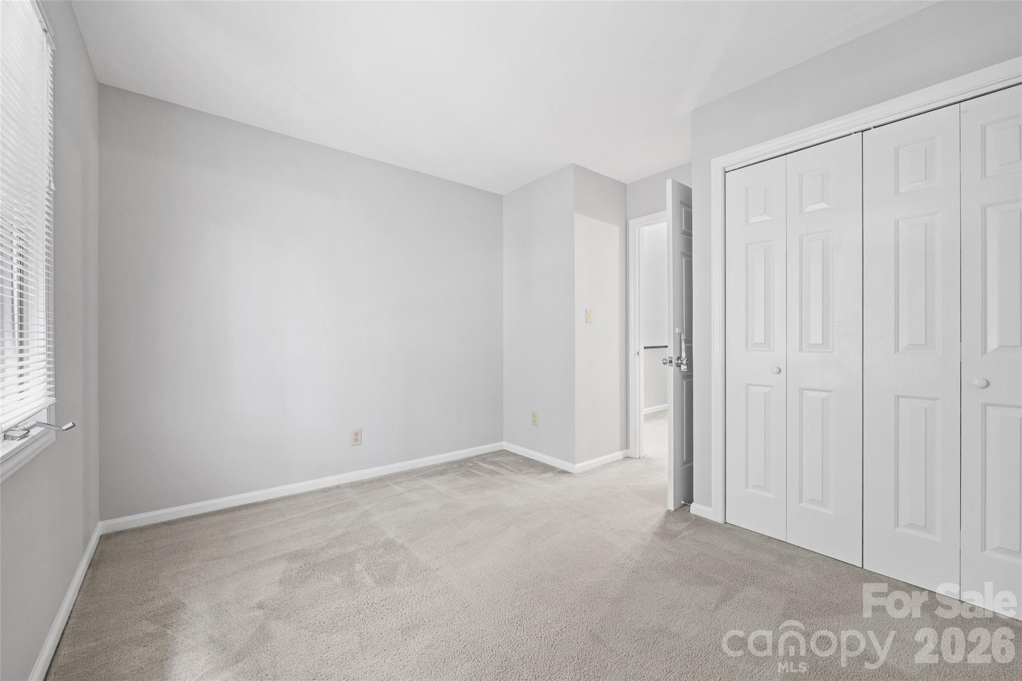 Tega cay - Residential