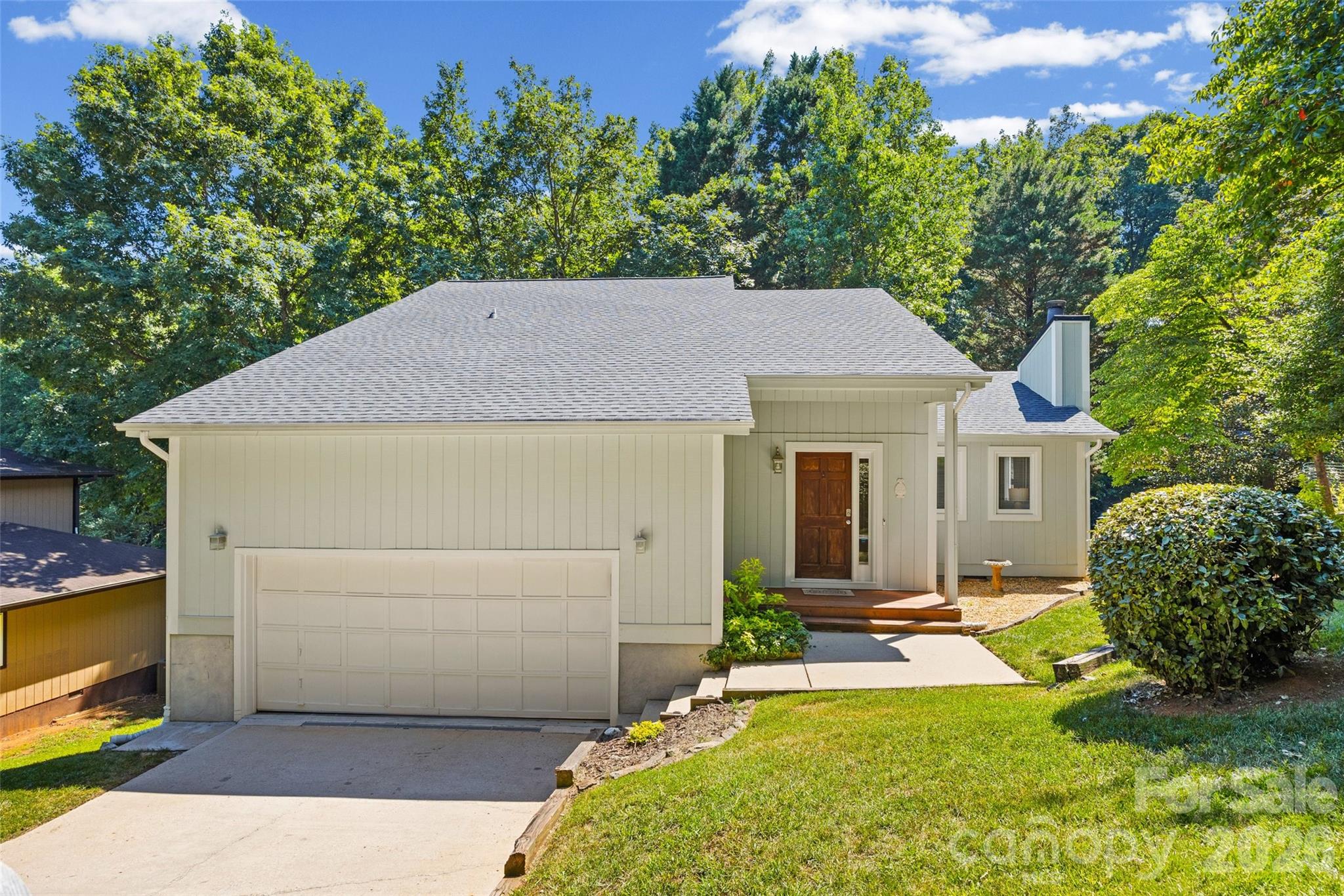 Tega cay - Residential