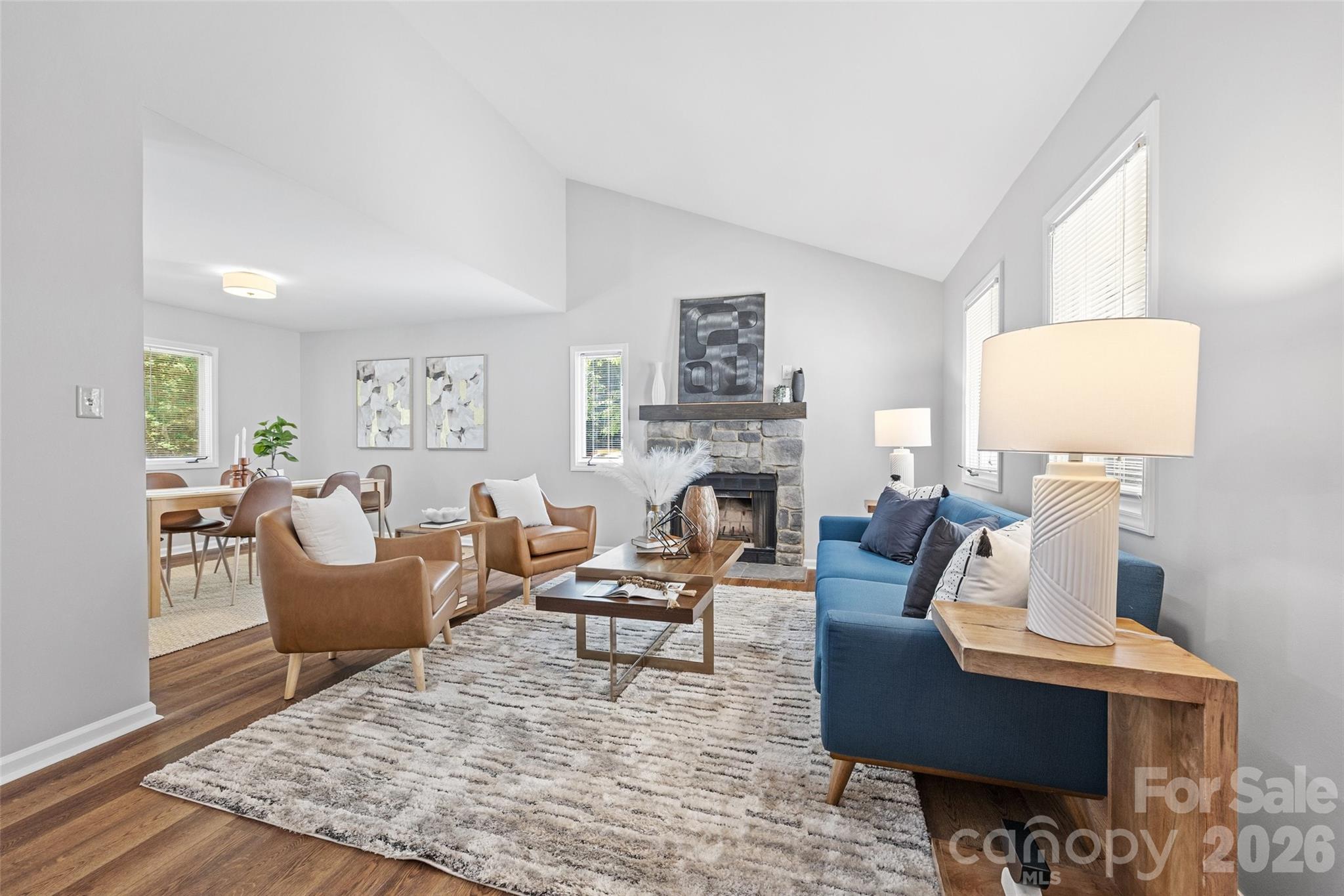 Tega cay - Residential