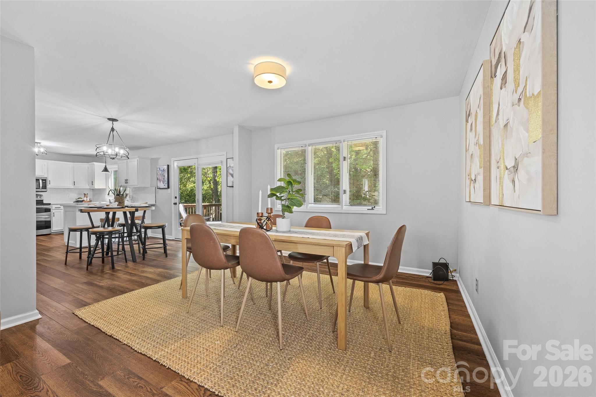 Tega cay - Residential
