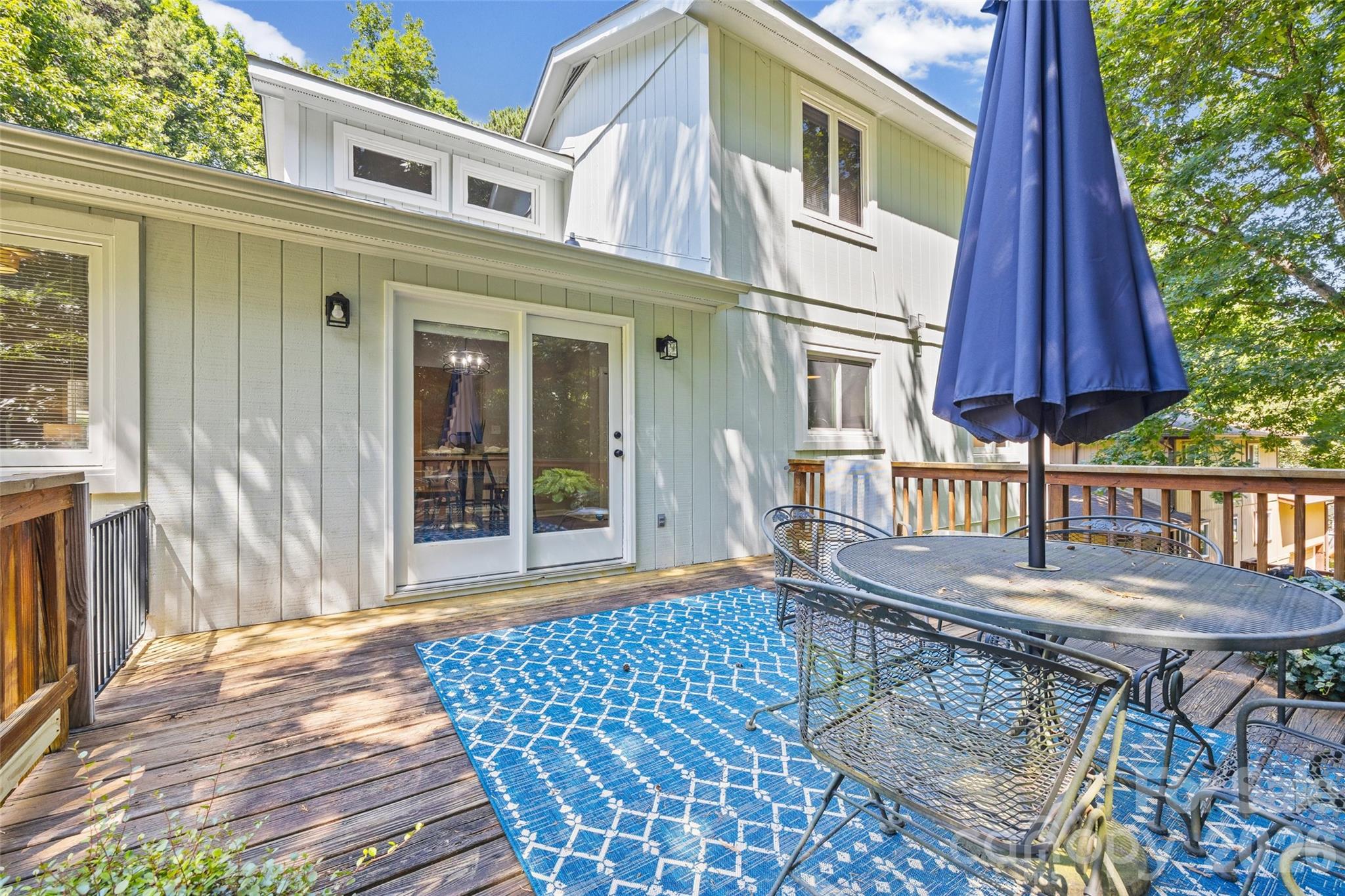 Tega cay - Residential