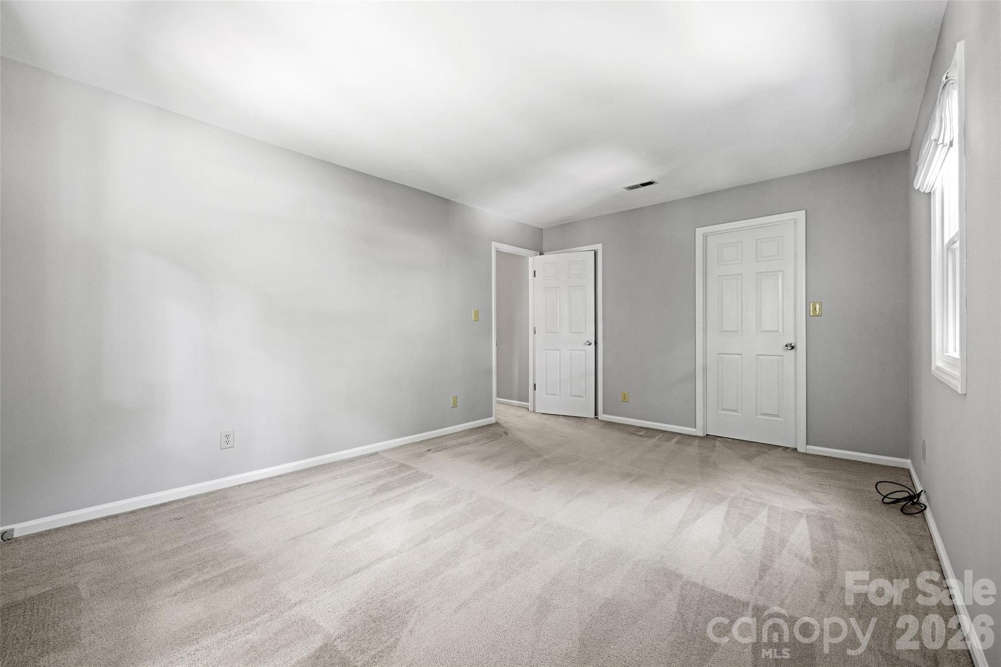 Tega cay - Residential