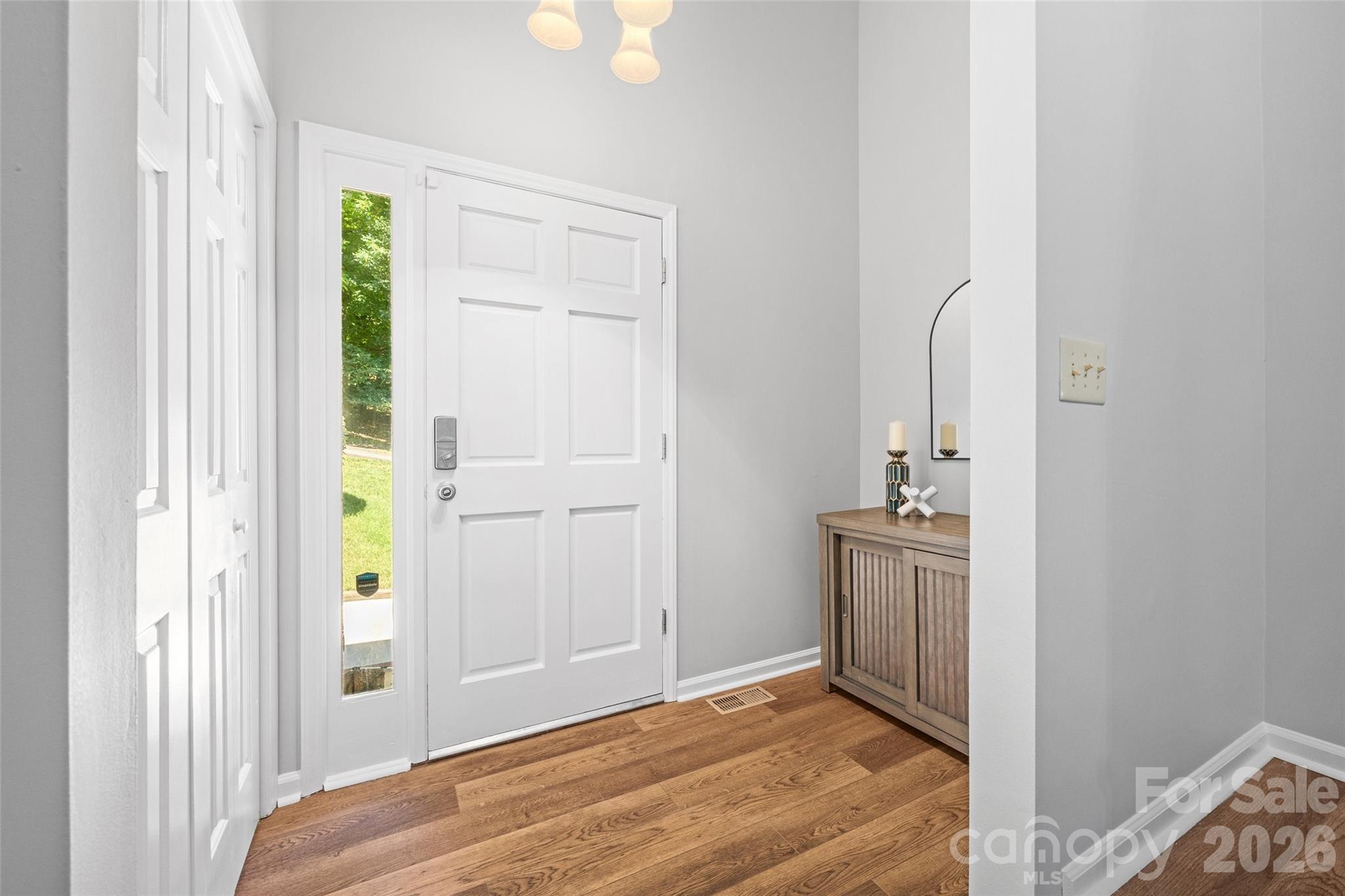 Tega cay - Residential