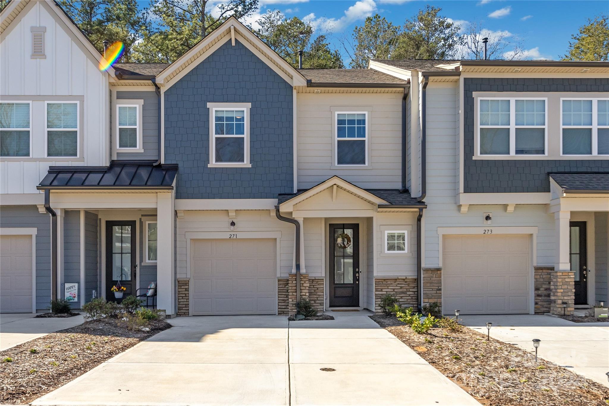 Awesome Price Reduction!!!! Better than new!
Absolutely immaculate, like new townhome in desirable Ashburn! 3BR/2.5BTH open floorplan with lots of natural light & oversized 1 car garage backing up to wooded view. Lots of upgrades. Downstairs has a spacious great room. Kitchen with White Sparkle granite , white subway tile, stainless appliances & Stone Gray cabinets by Aristokraft. Generous dining area. Huge walk in pantry. Upgraded LVP flooring in Cinnamon Walnut. Upstairs has a spacious owner's suite with large walk-in closet. Owner's bath has a nice sized walk-in shower, Stone Gray cabinet with dual vanity & Silestone Quartz Blanco Maple top. Two more spacious bedrooms and nicely appointed hall way bath. Large laundry room. Private back yard set in a gorgeous wooded, treed backdrop.