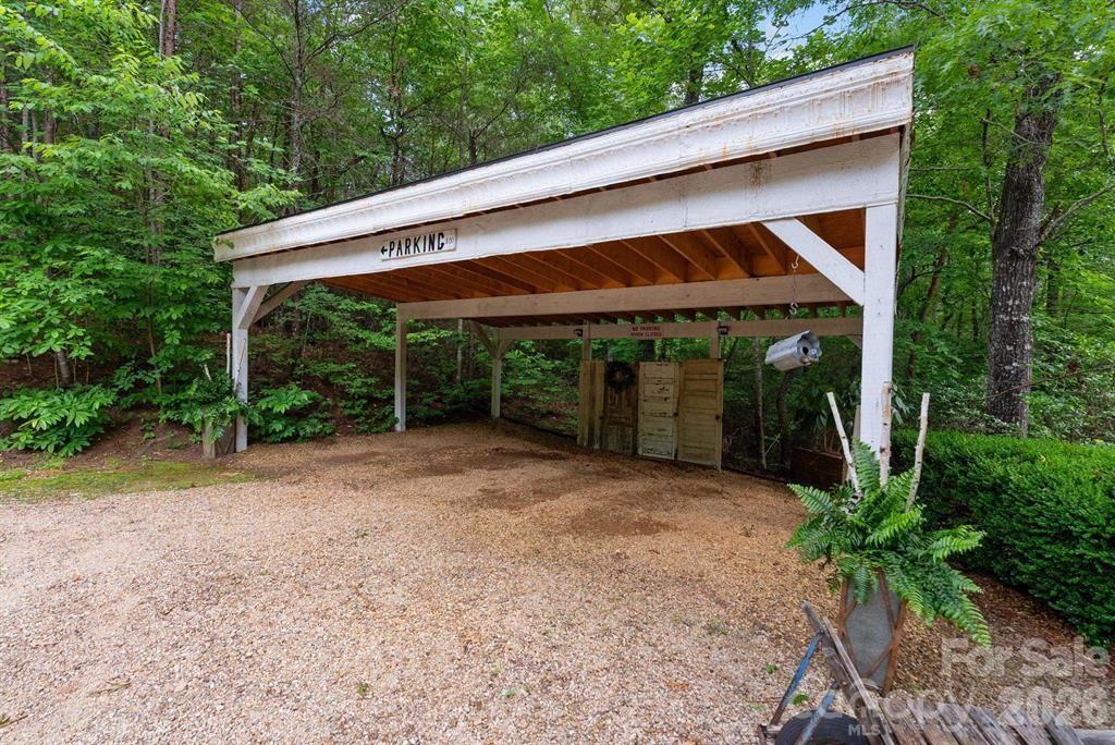 Lake Adger - Residential